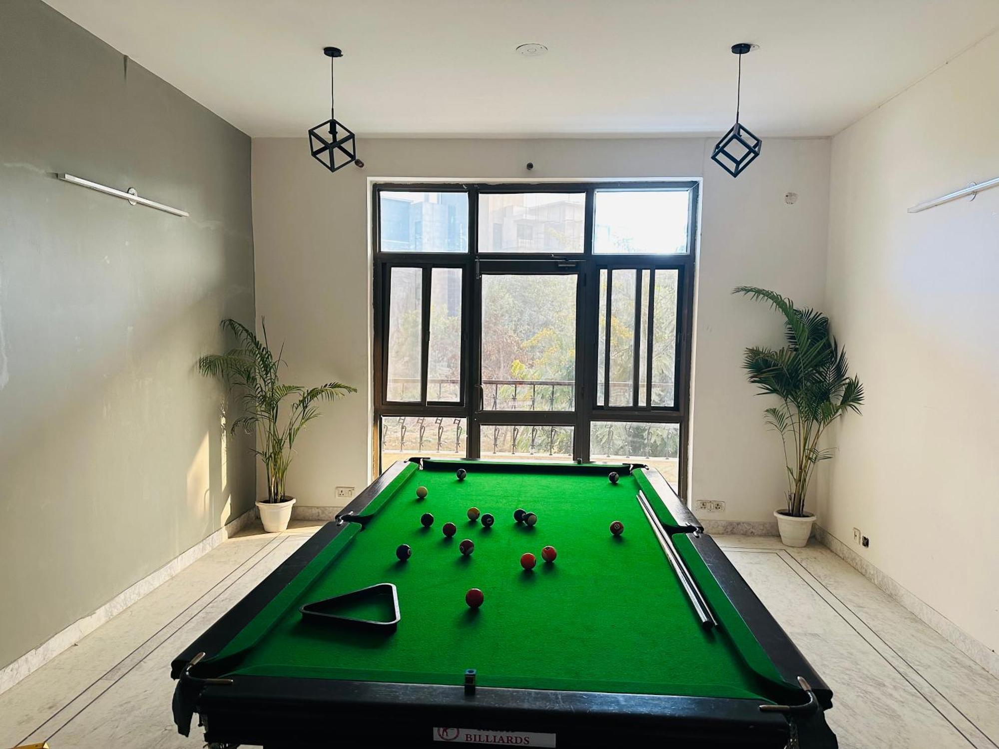 Apartment Upshelters