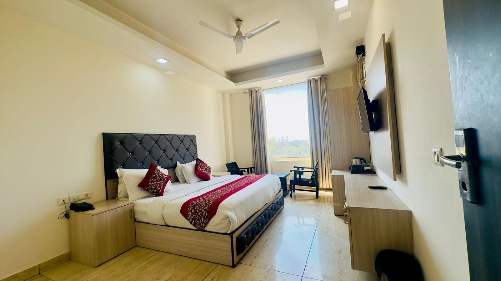 Kabul By Nexhub Palace - Medanta Hotel 3*