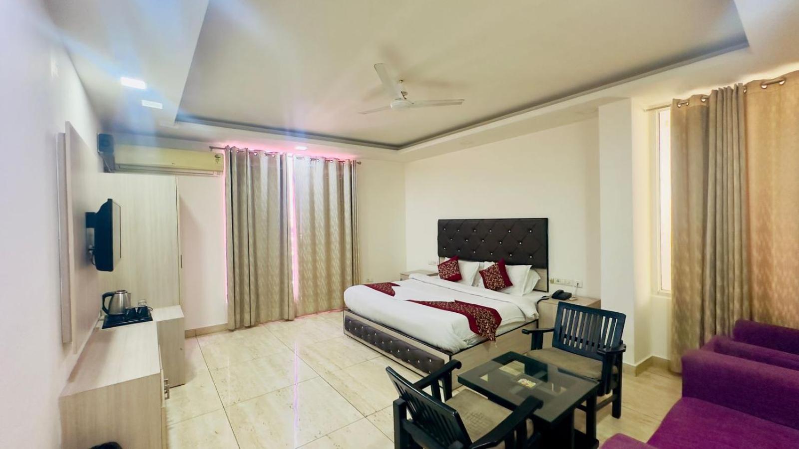 Hotel Kabul By Nexhub Palace - Medanta Gurgaon