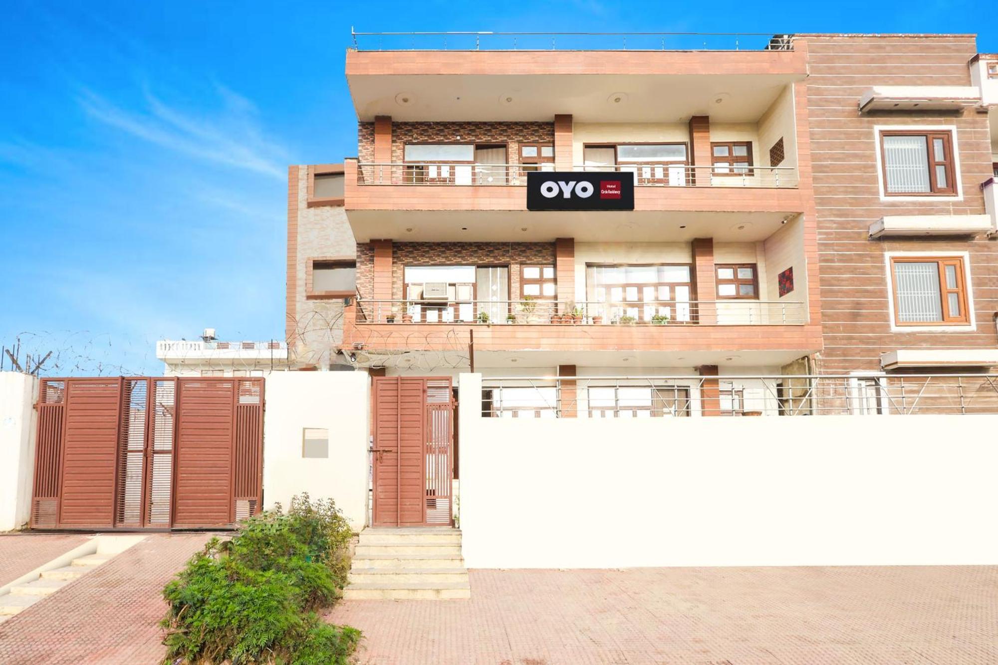 Hotel O Circle Residency