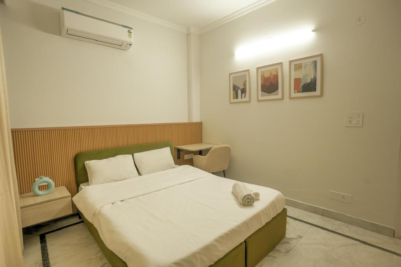 Apartment 2bhk Luxury Near Phase 1 Metro Station *