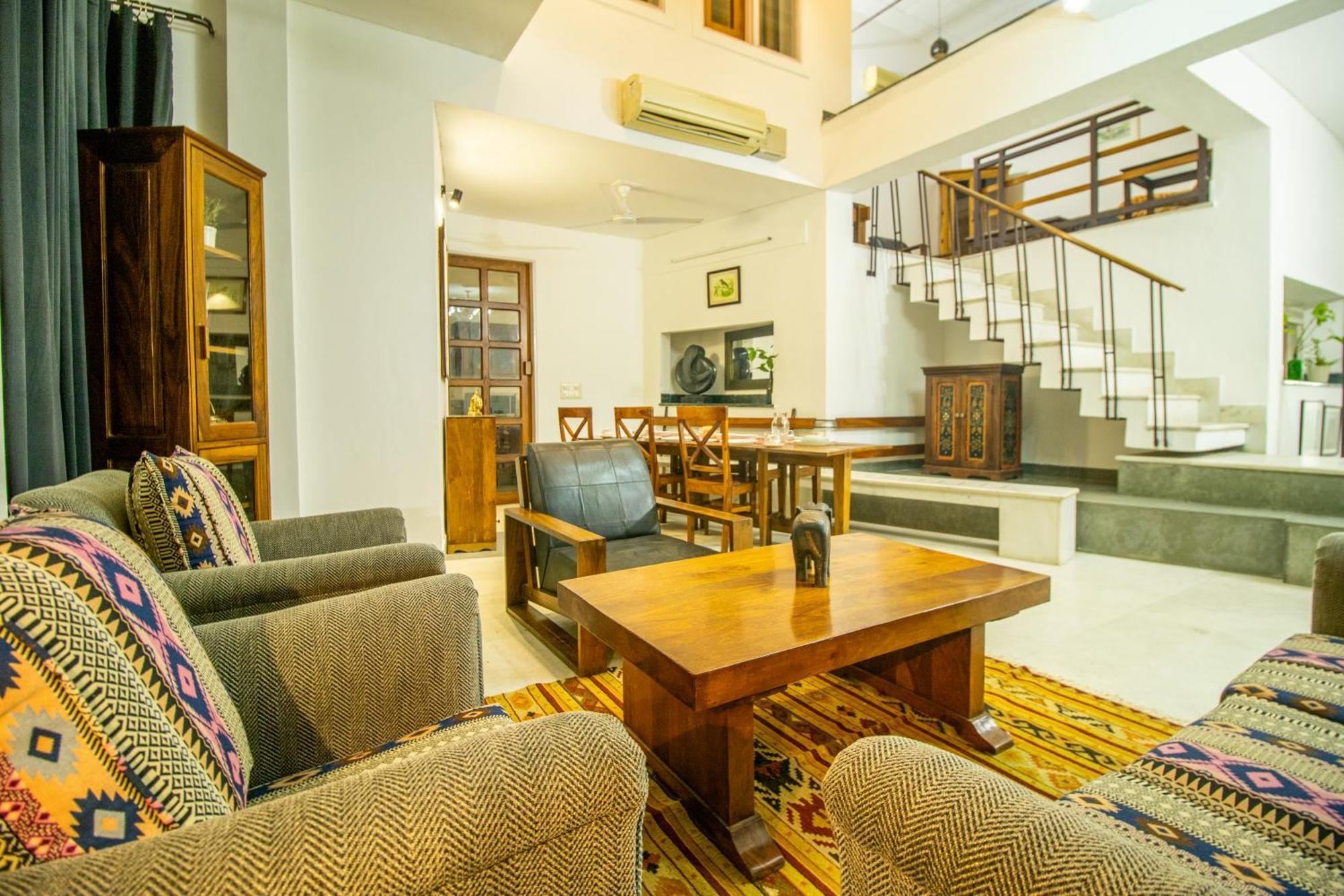 Opulent Antique 6br Independent In Gurugram Villa *