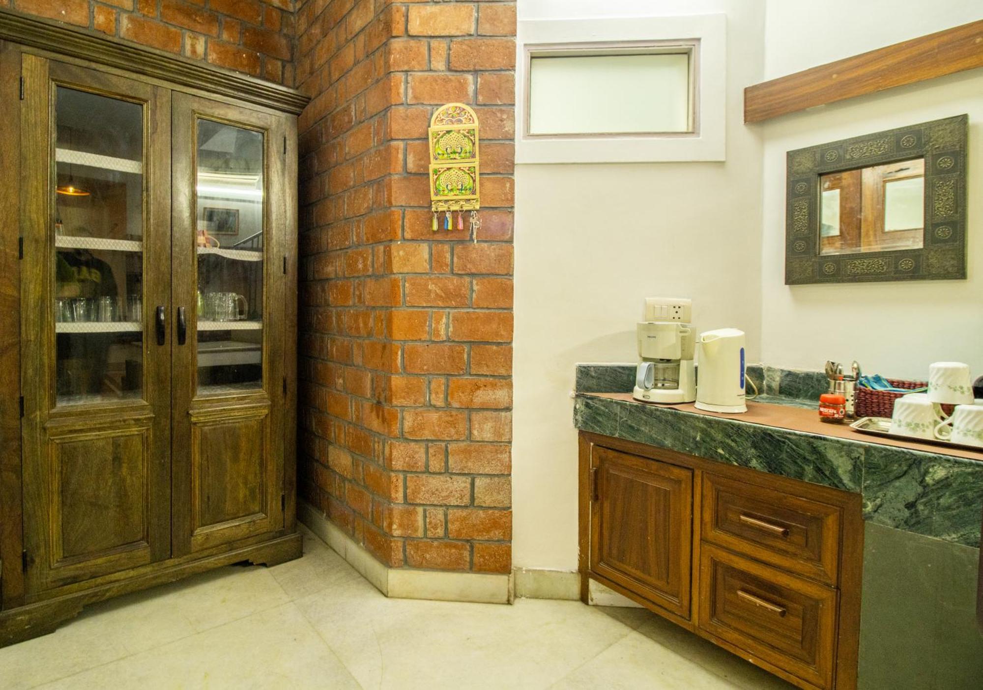 Opulent Antique 6br Independent In Gurugram Gurgaon