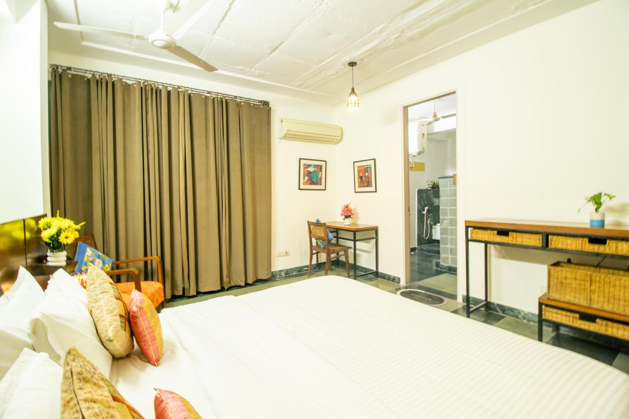 Villa Opulent Antique 6br Independent In Gurugram Gurgaon