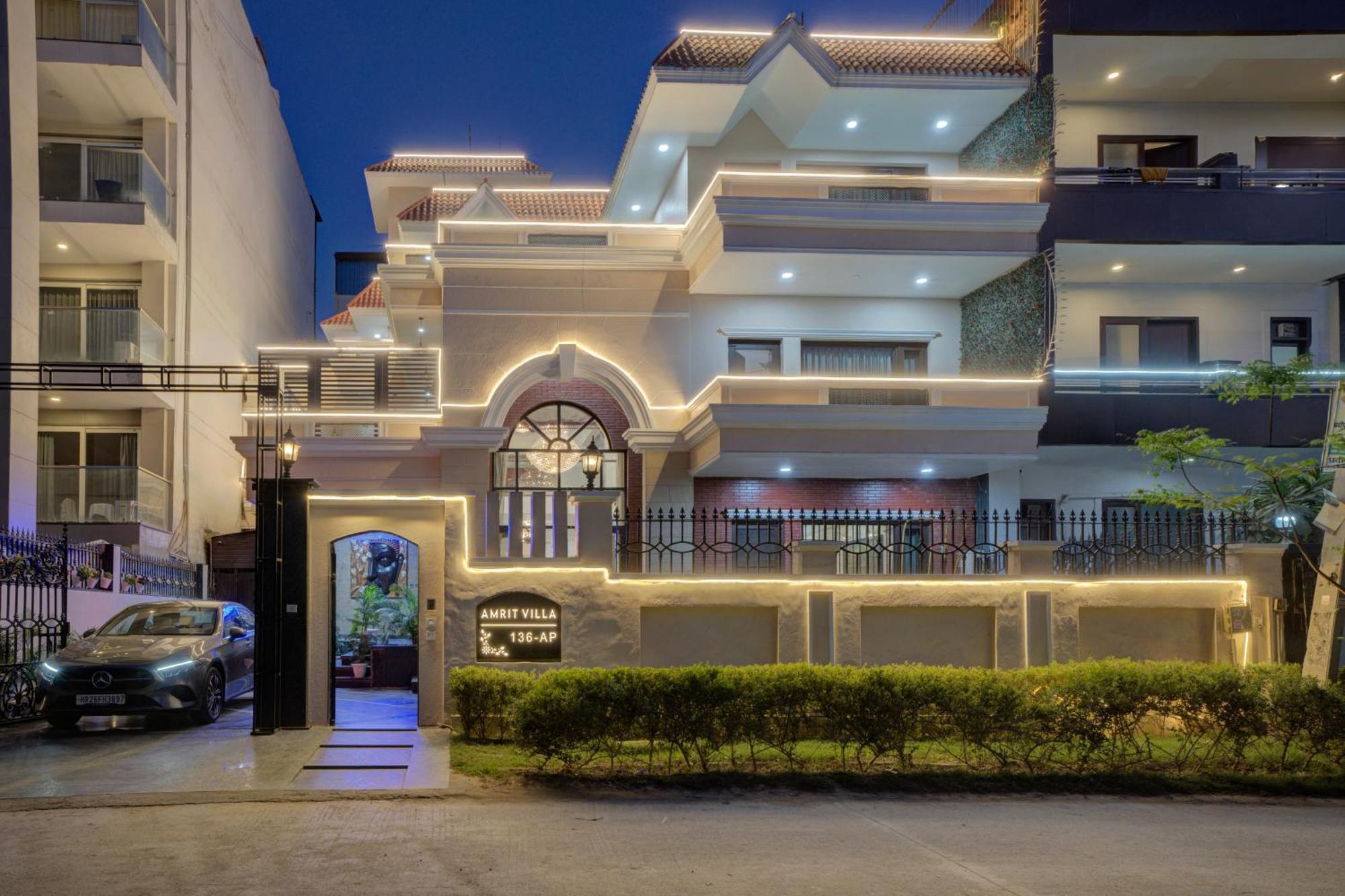 Amrit And Banquet Medanta Hospital Medicity Hotel 3*