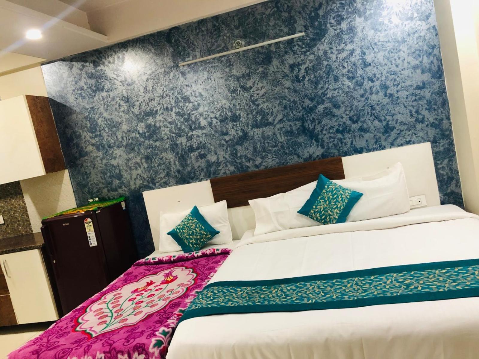 Basra Hotel, 3* Gurgaon