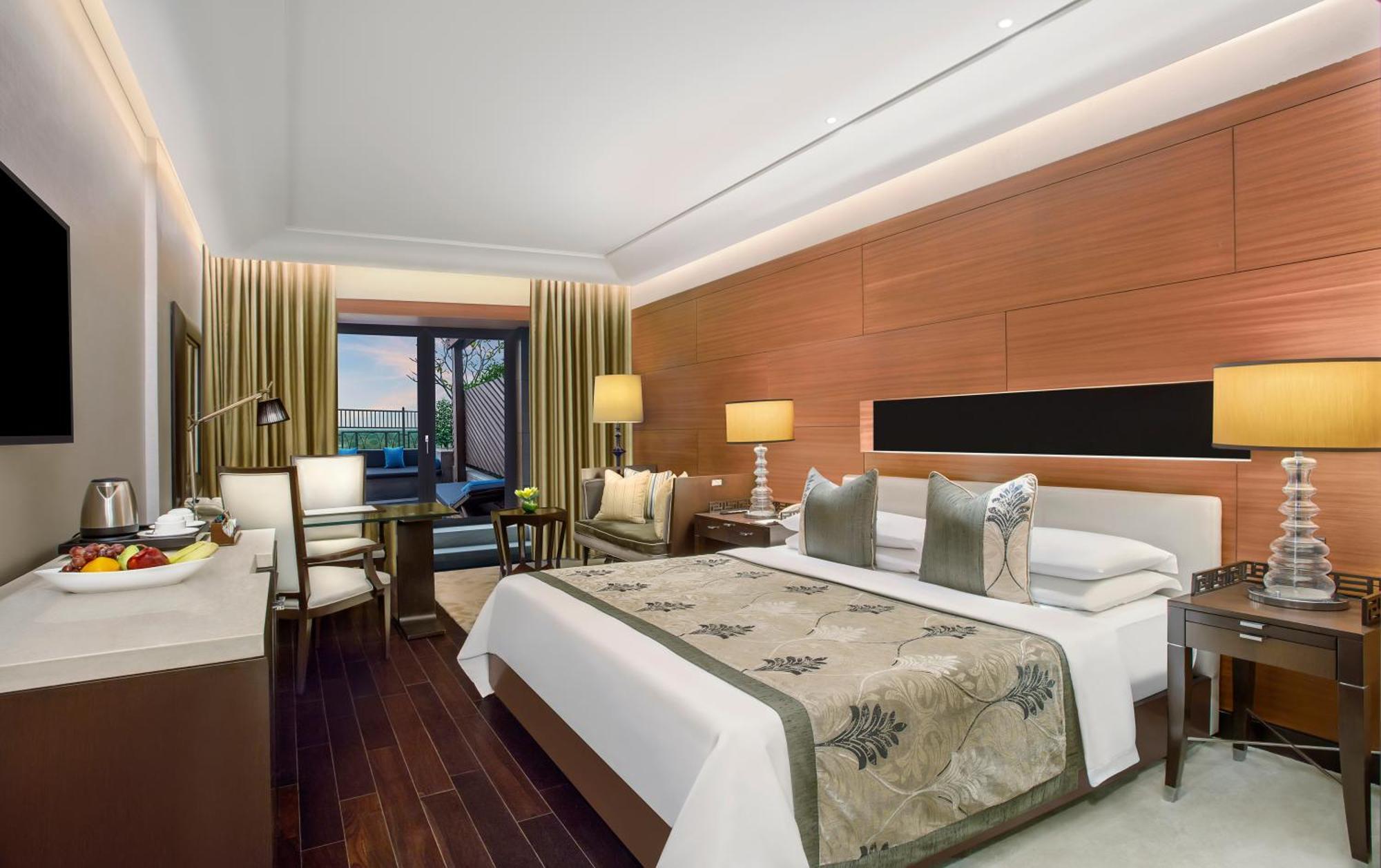 Hotel The Leela Ambience Gurugram & Residences - The Luxury Urban Sanctuary 5*