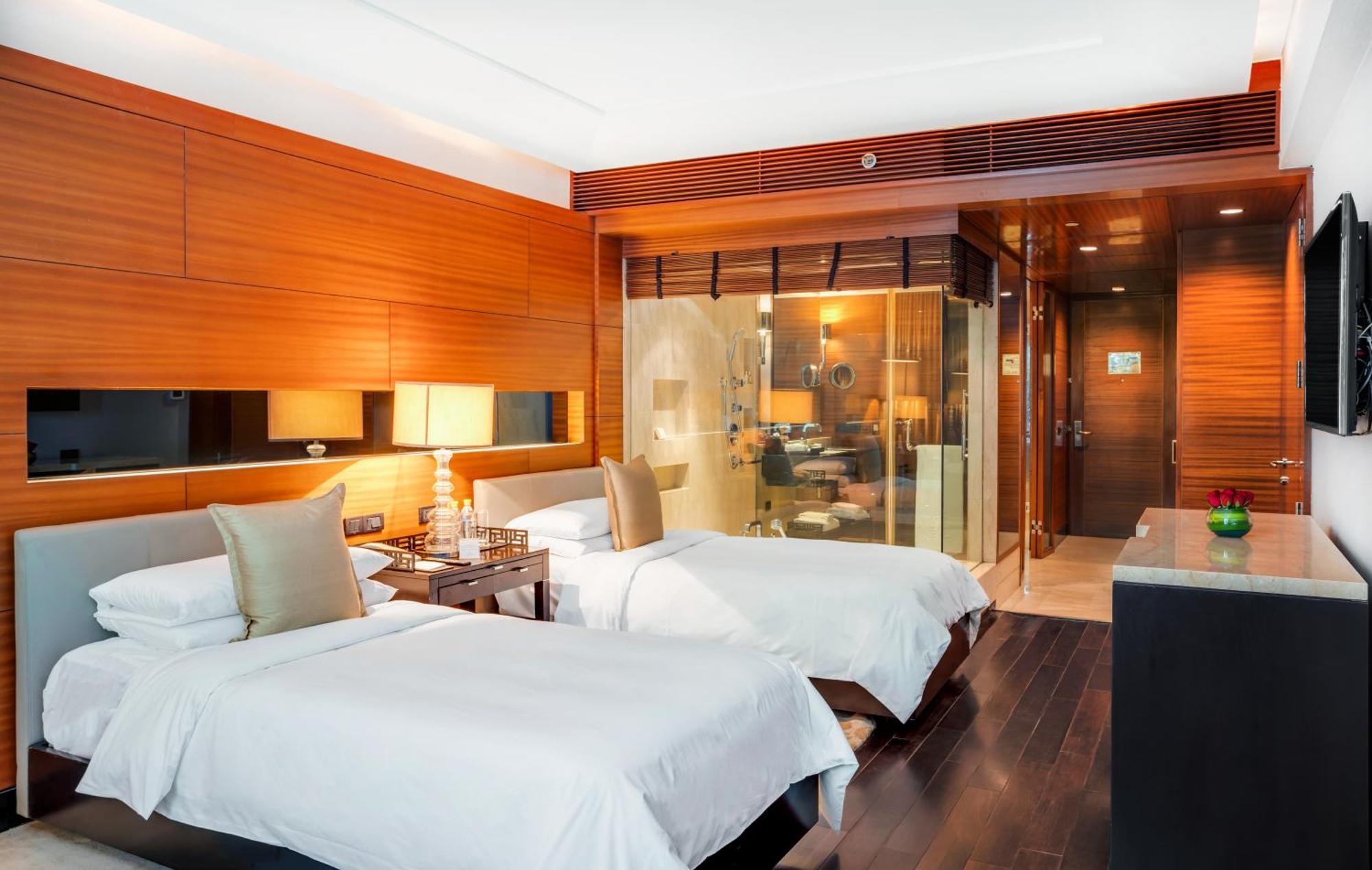 Hotel The Leela Ambience Gurugram & Residences - The Luxury Urban Sanctuary Gurgaon
