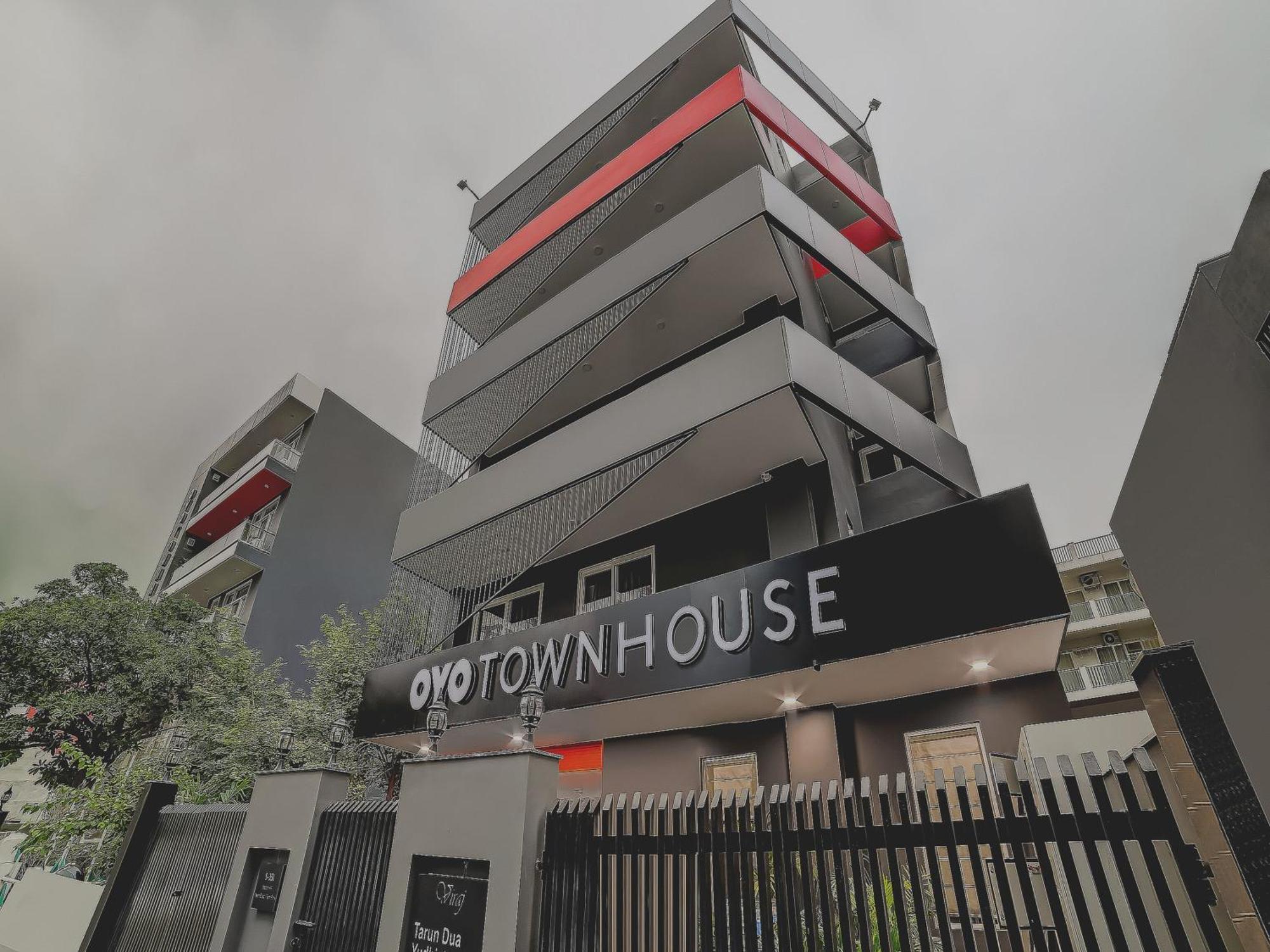 Townhouse 219 Hotel 4*