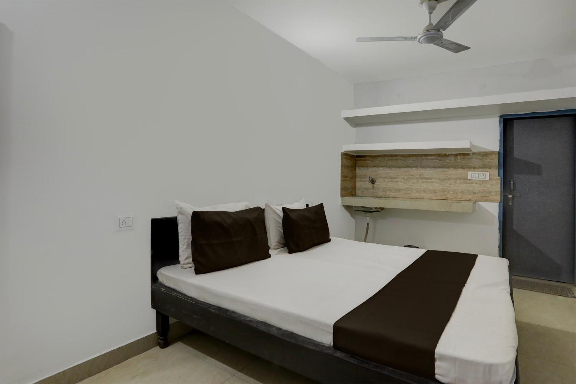 Hotel Sweet Voilet 3*