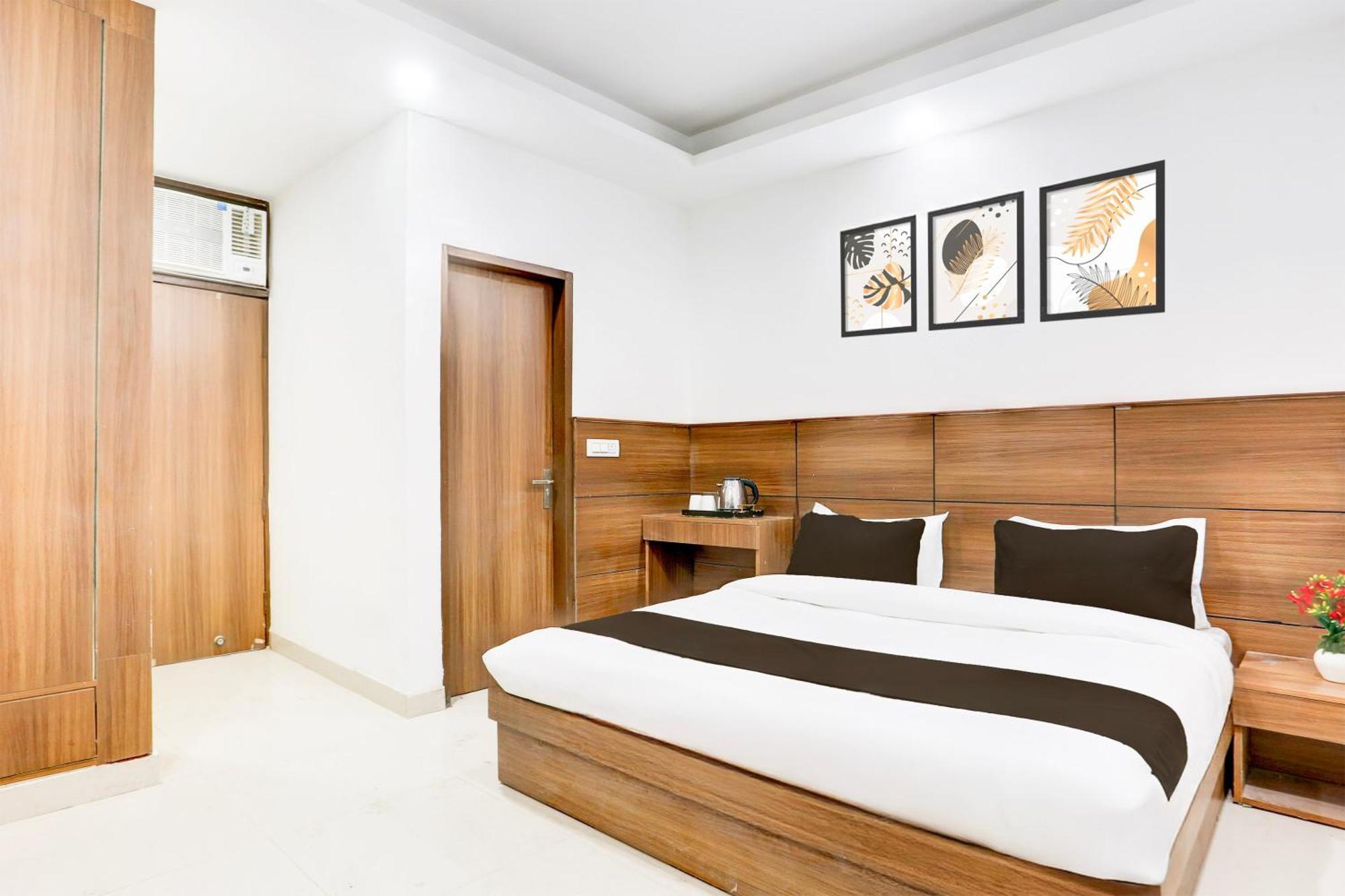 Super O Cyber Phase 3 Hotel *