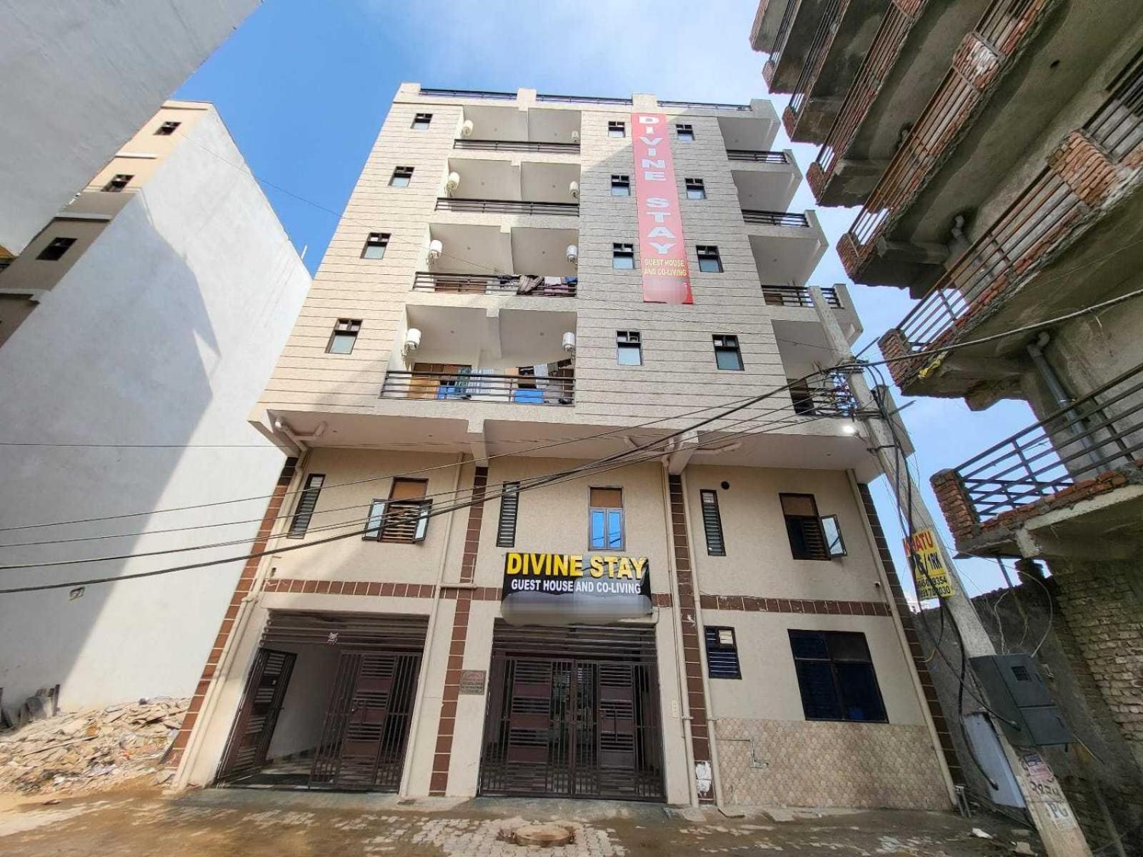 O Divine Hotel 3*