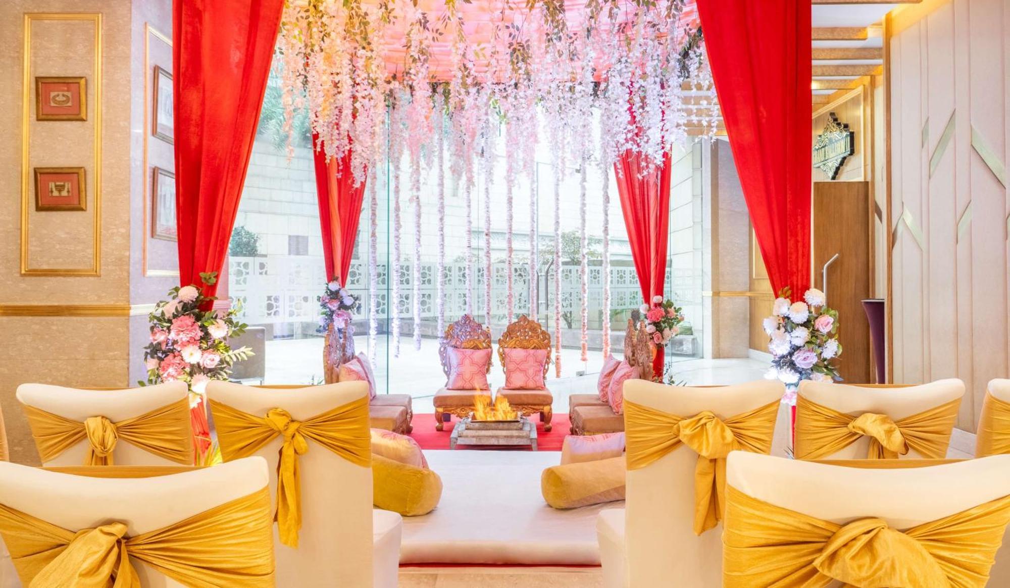 Radisson Gurugram Sohna Road Center Gurgaon