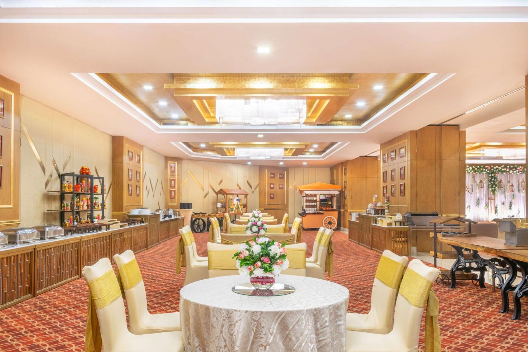 Radisson Gurugram Sohna Road Center 5*