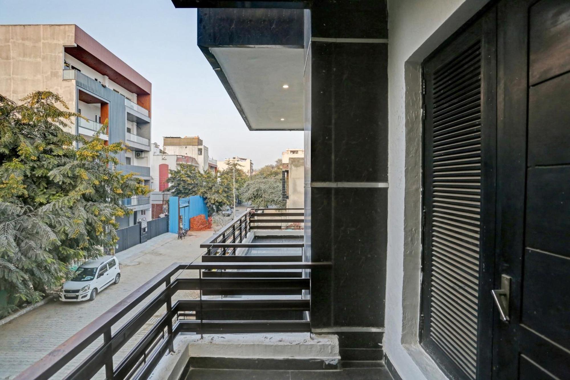 Super O Global Luxury 3* Gurgaon