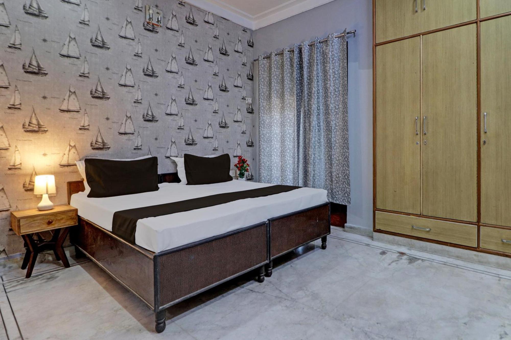 O Galaxys Hotel 4*