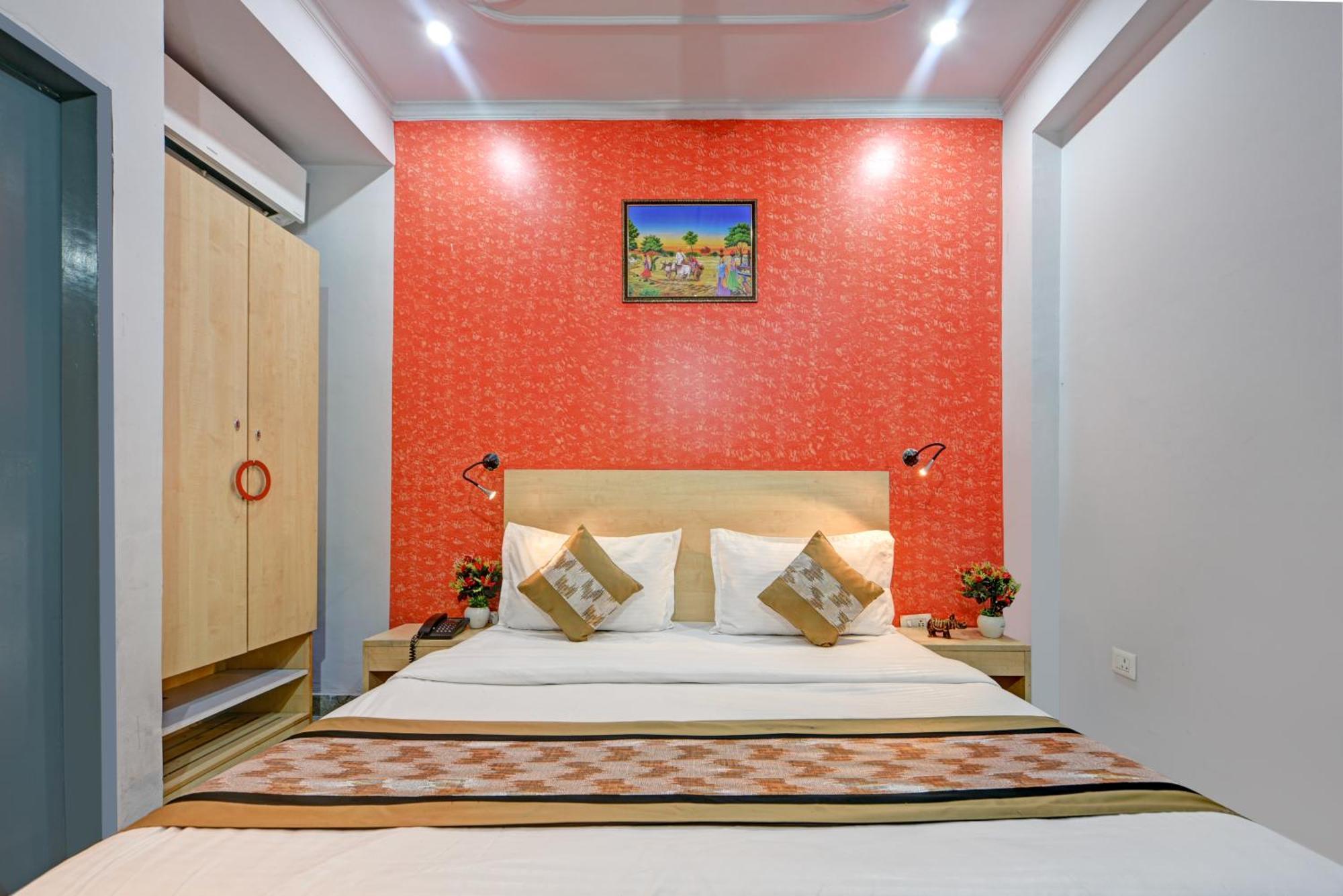 Royal Spark Inn1 - Medicity Gurugram, Near Medanta Hospital