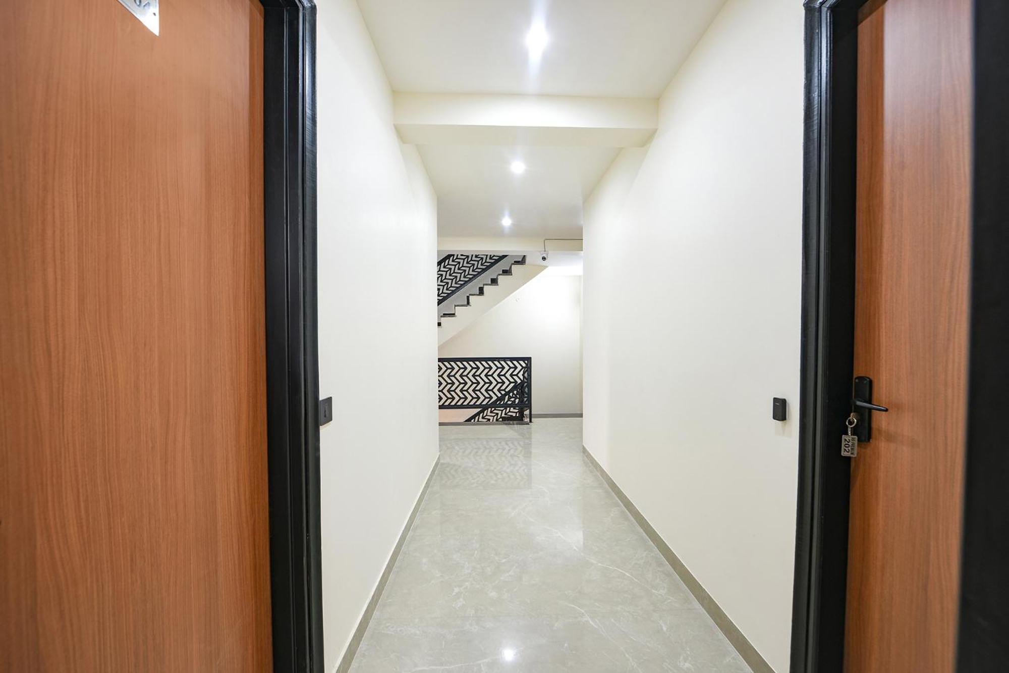 Fabhotel Rr Premium - Near Medanta Hospital Hotel Gurgaon
