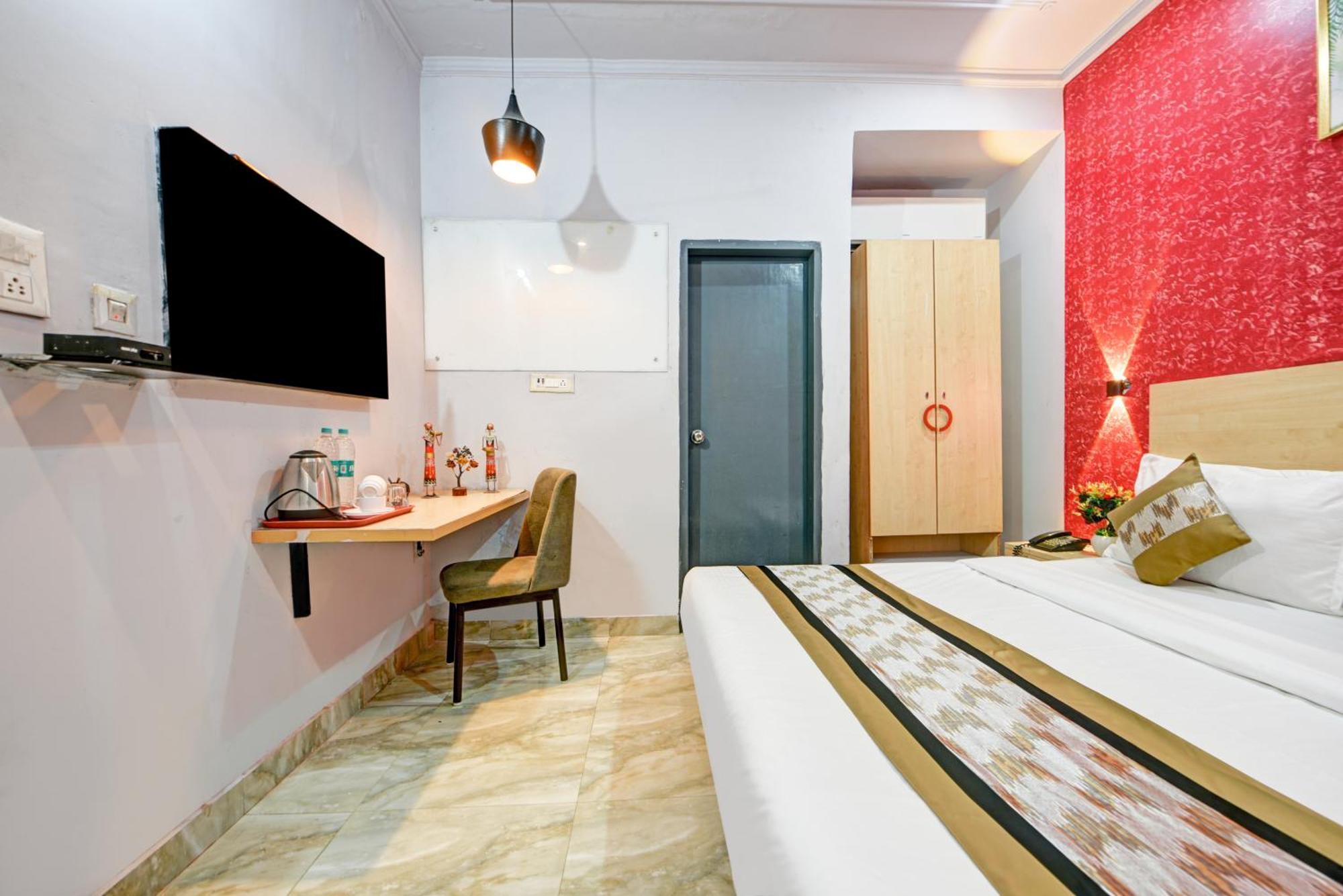 Hotel Royal Spark Inn1 - Medicity Gurugram, Near Medanta Hospital *