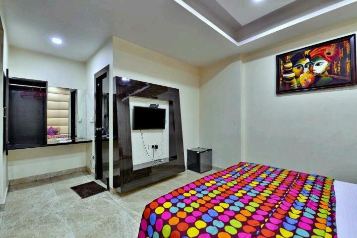 Hotel Samrat Gurgaon