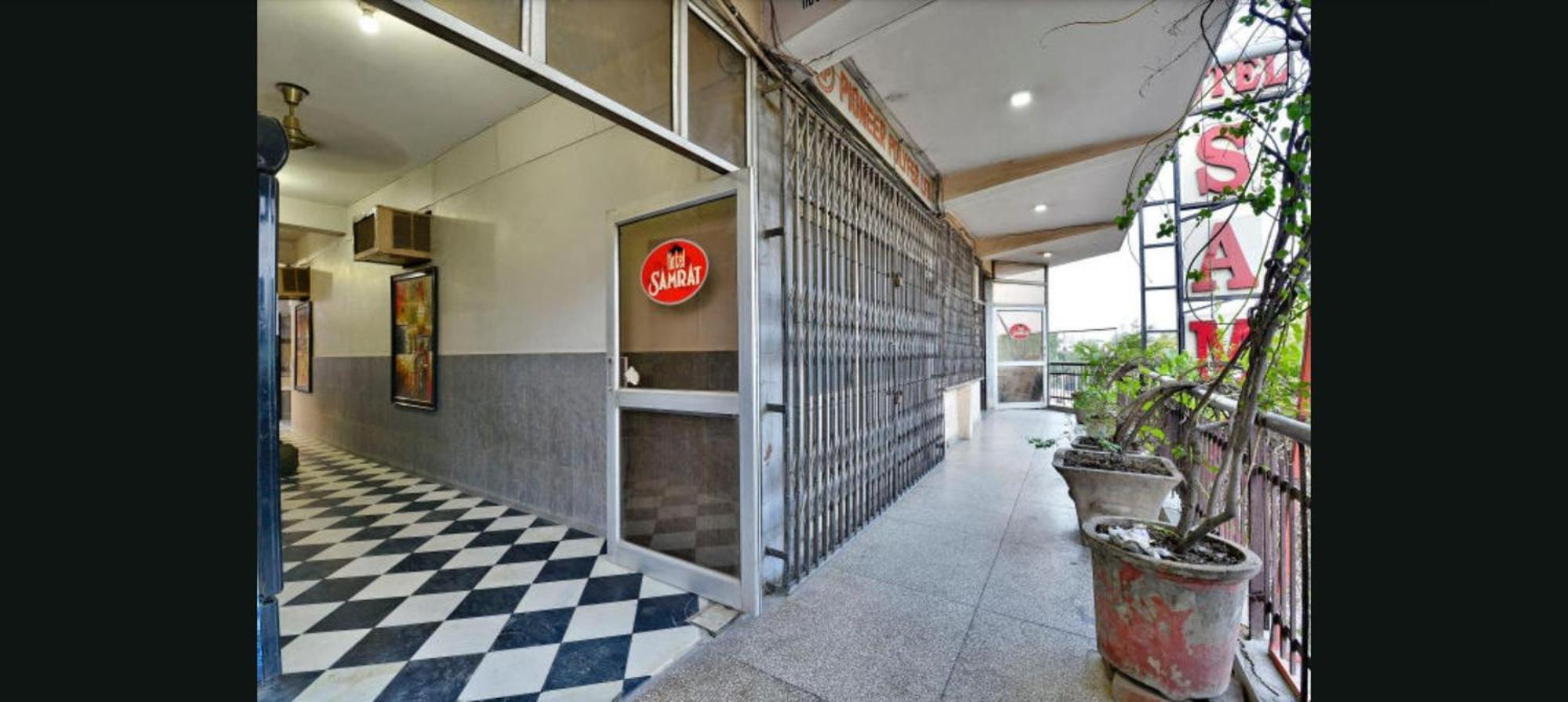 Hotel Samrat
