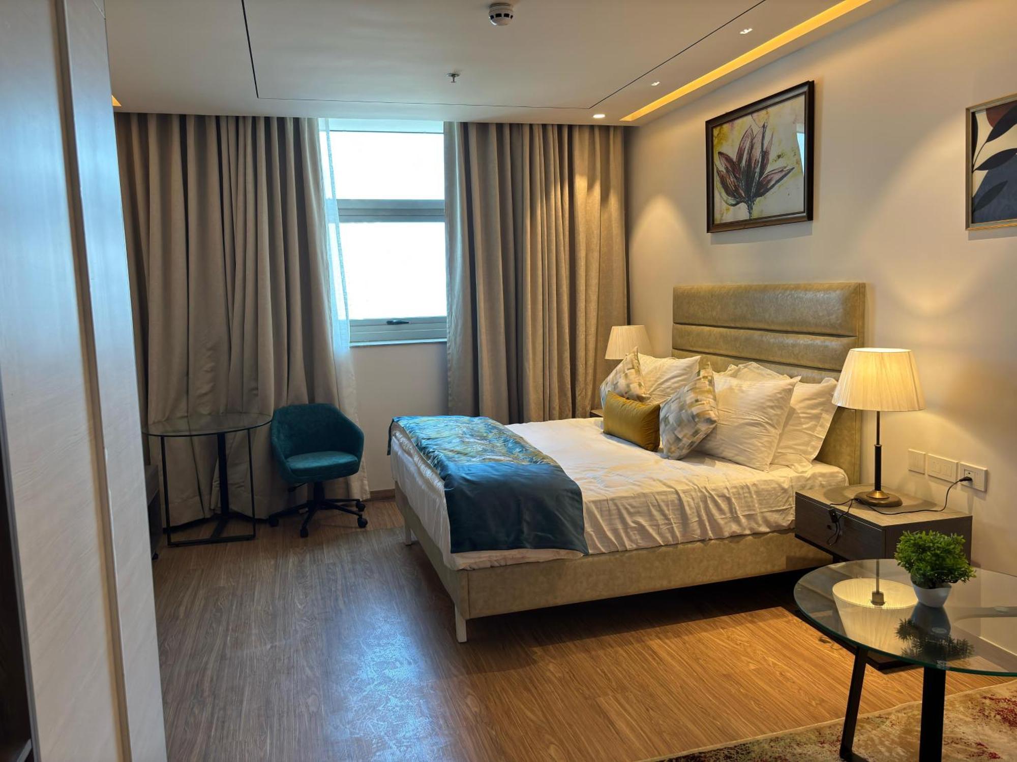 Apartment Stylish Street Apartment Gurgaon