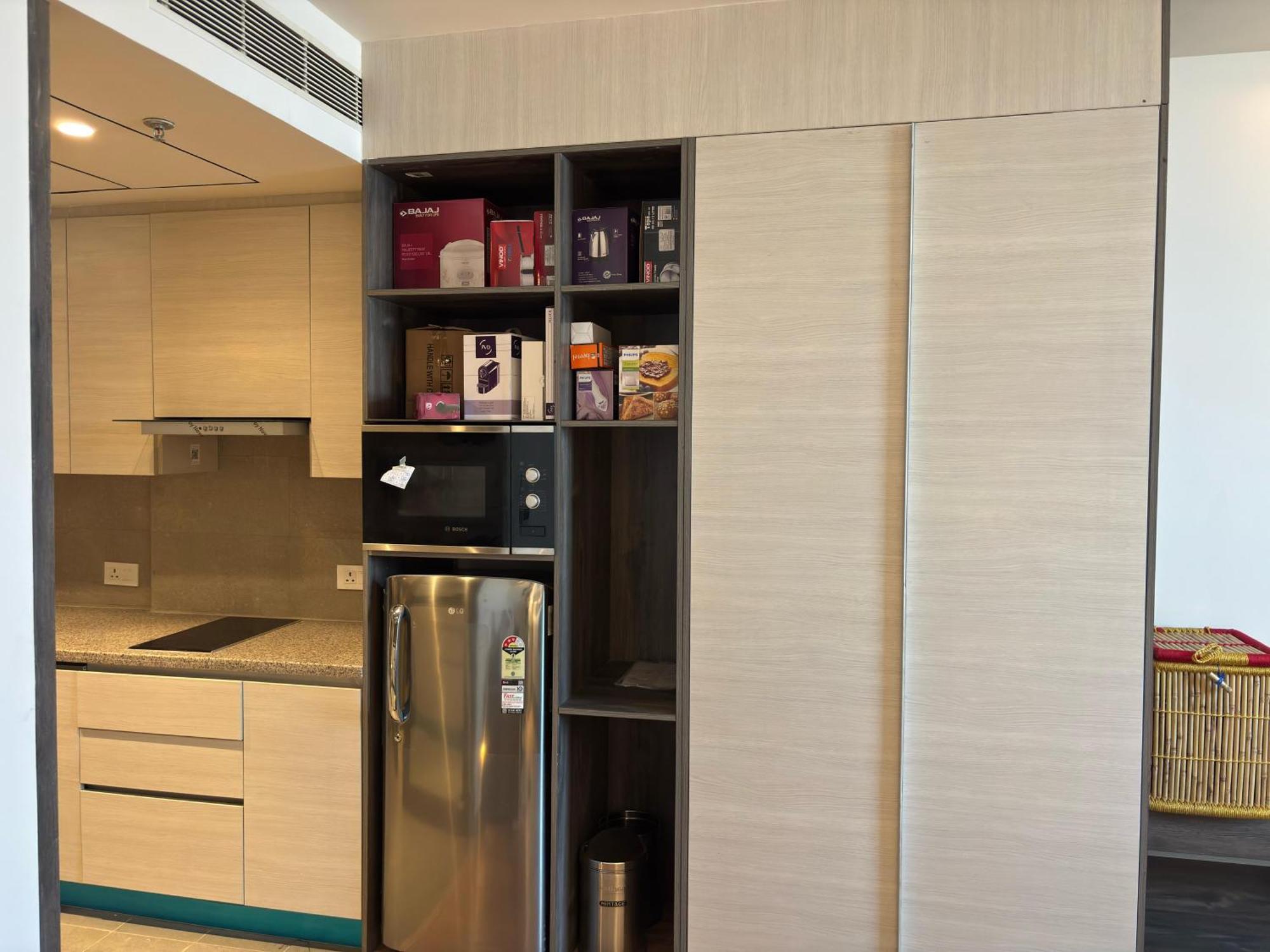 Stylish Street Apartment Gurgaon *