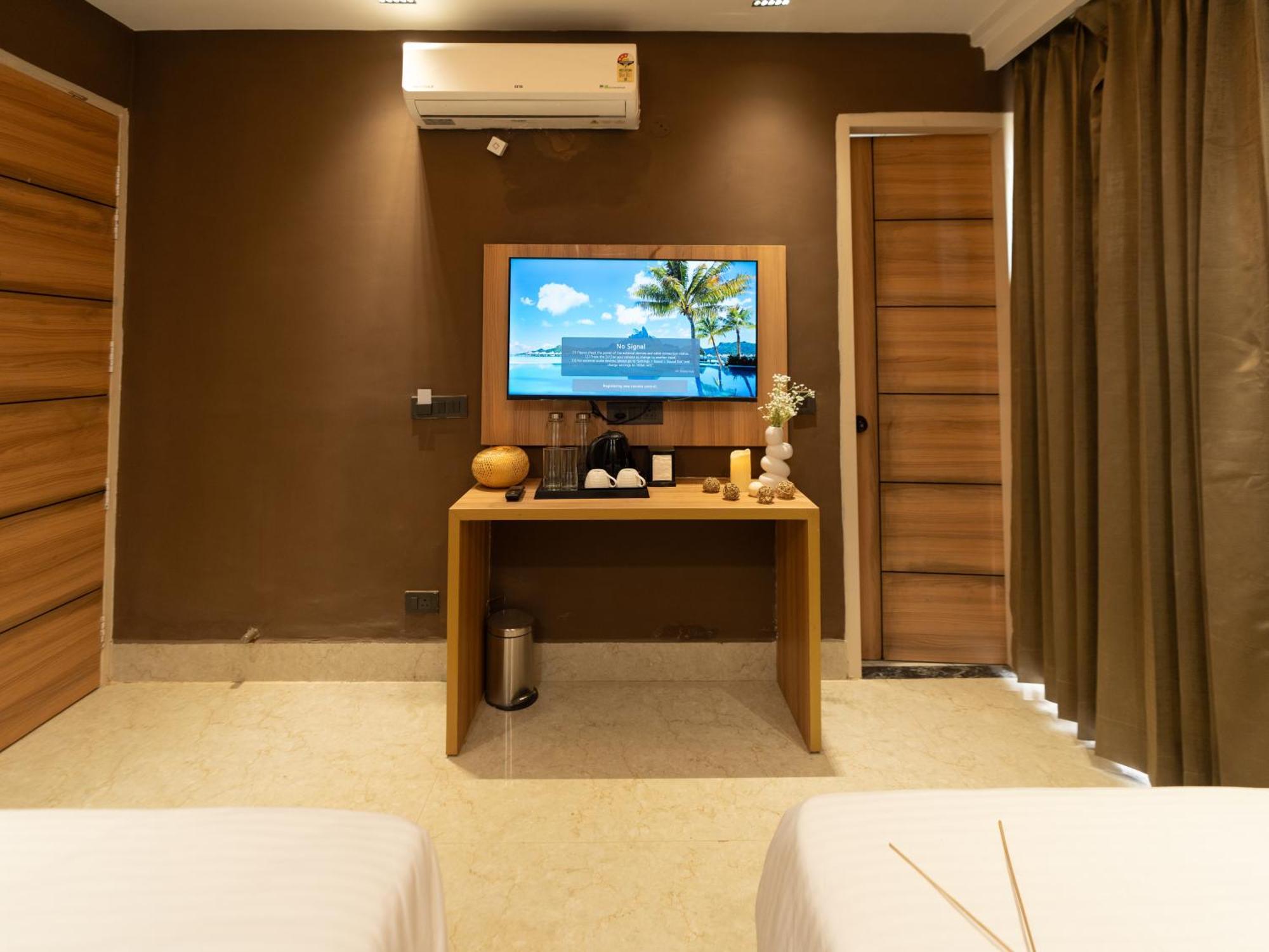 Orsom Sector 53 Hotel