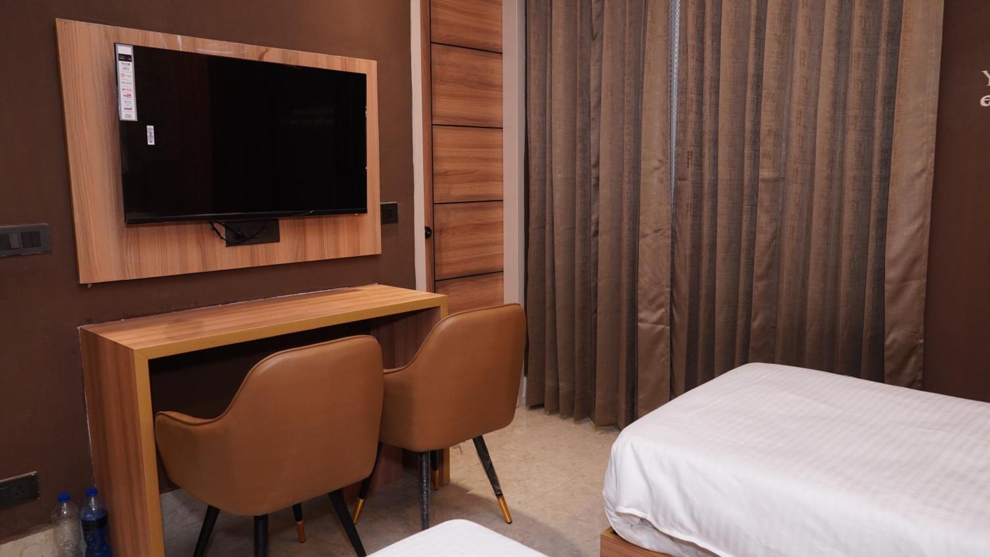 Hotel Orsom Sector 53 Gurgaon