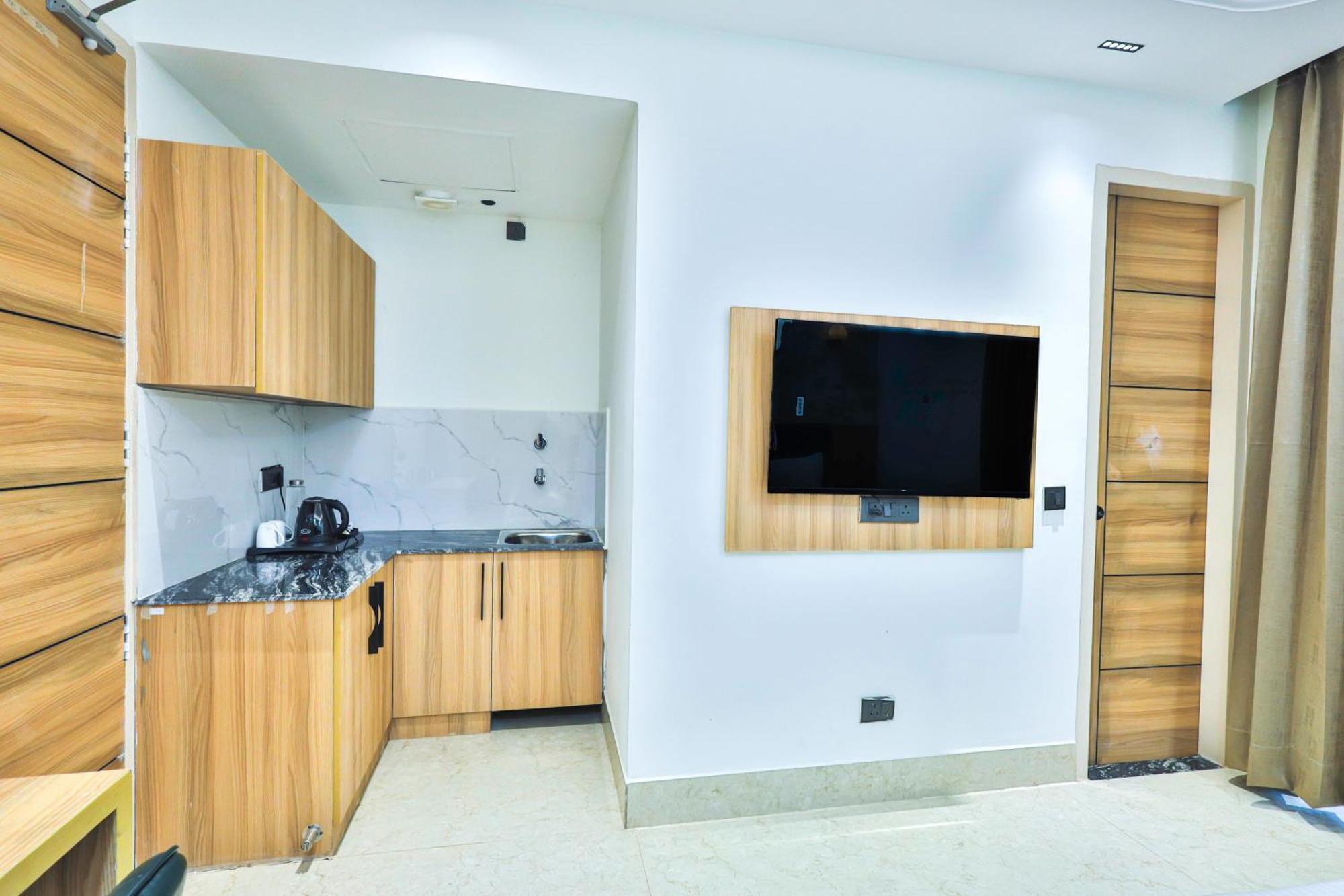 Hotel Orsom Sector 53 Gurgaon