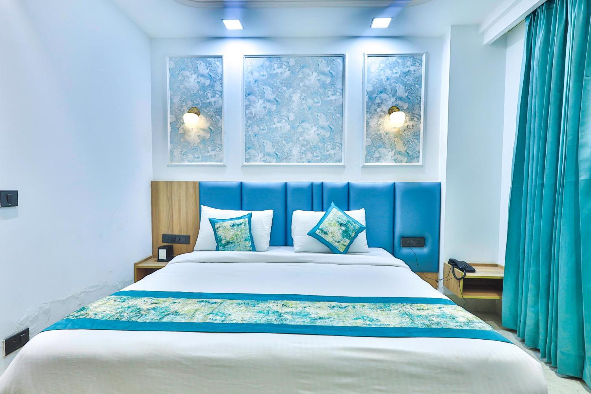Hotel Orsom Sector 53 4*