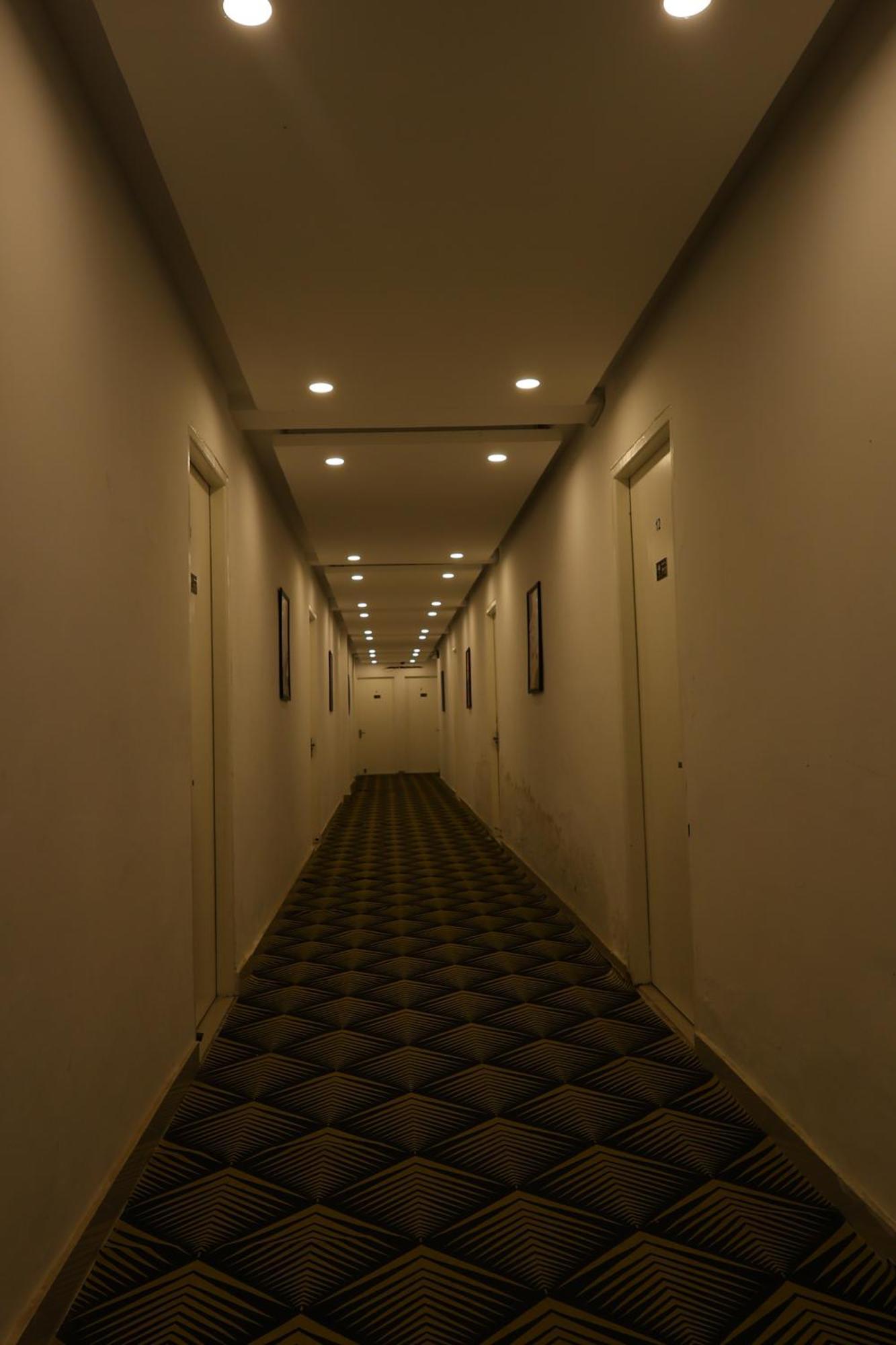The Sandalwood By La Carnation I Faridabad-gurgaon Road 3*