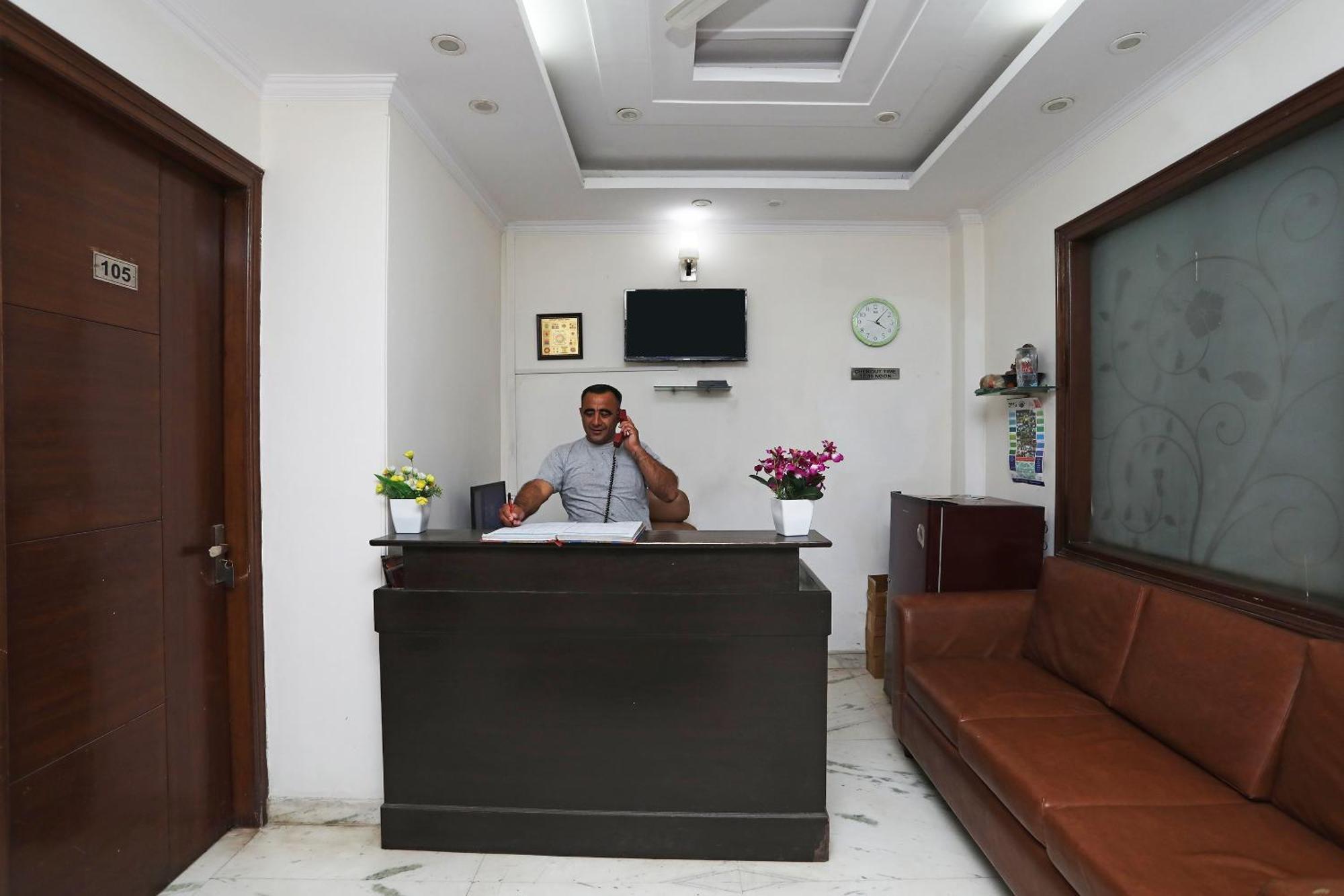 Hotel O Red Flag Residency Gurgaon