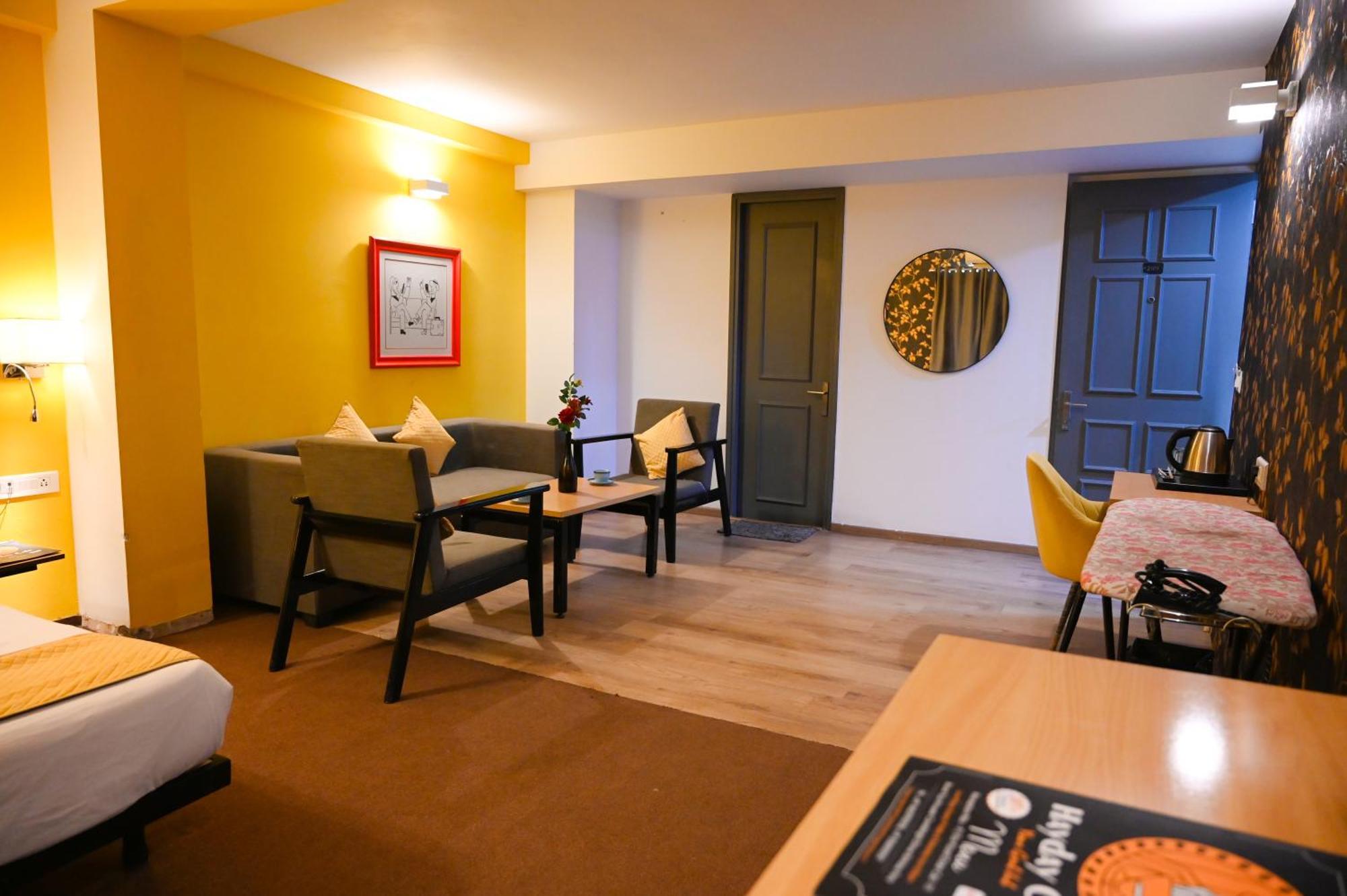 One Hotel-golf Course Road Hotel 4*