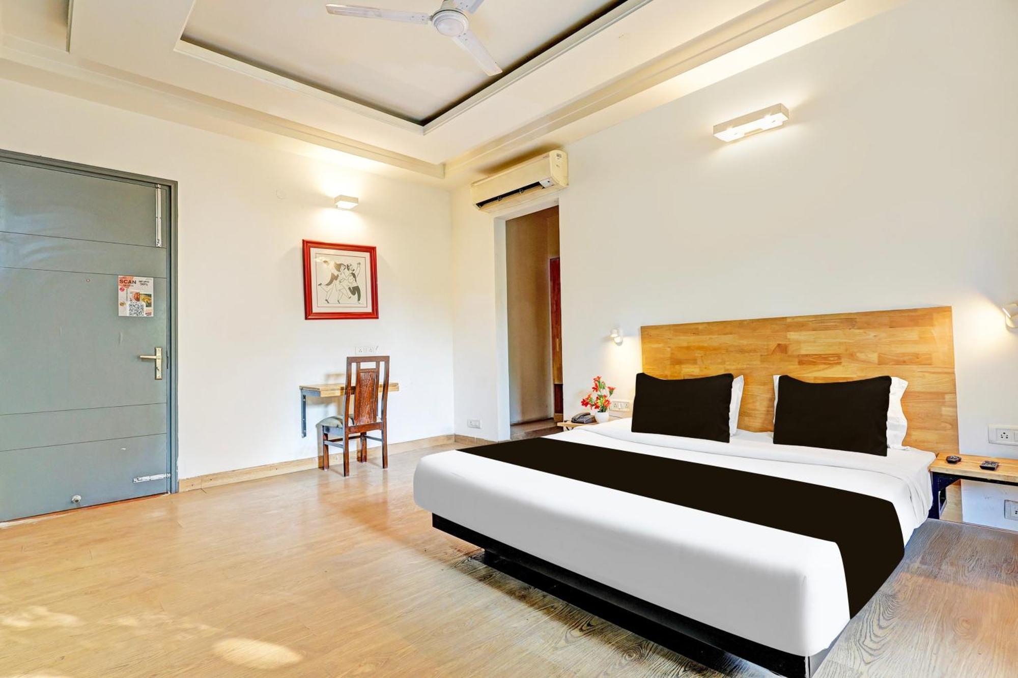 Super Townhouse Sector 49 Sohna Road Hotel Gurgaon