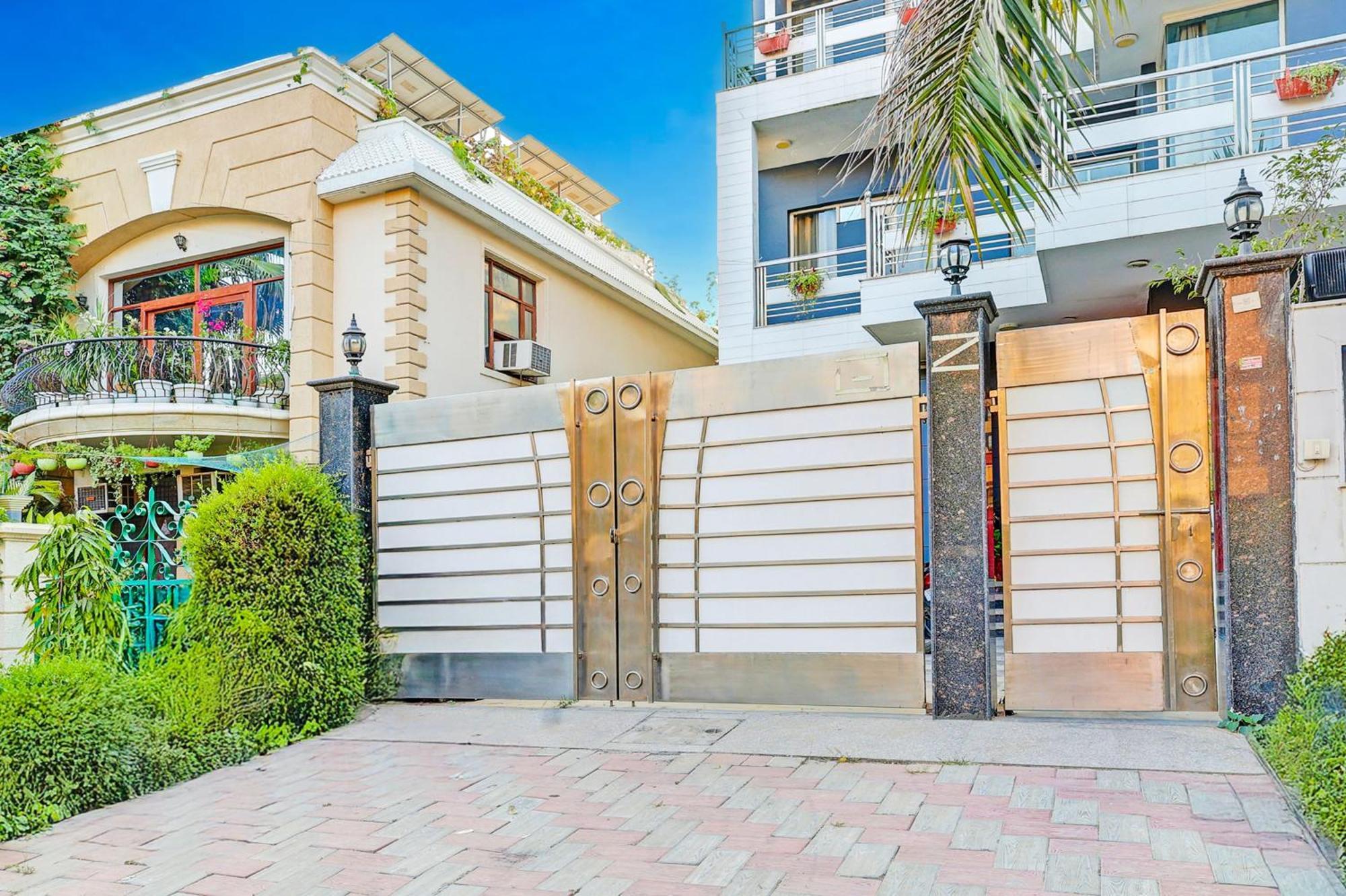 Super Townhouse Sector 49 Sohna Road Hotel *