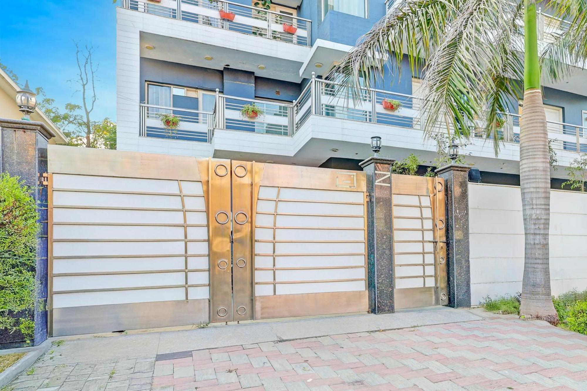 Hotel Super Townhouse Sector 49 Sohna Road *