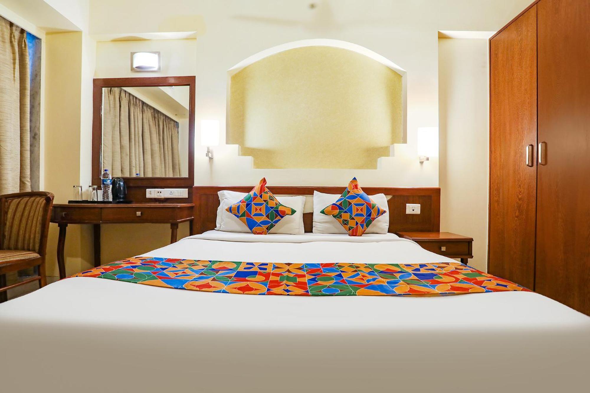 Fabhotel Shubhangan - Nr Bandra Hotel 3*