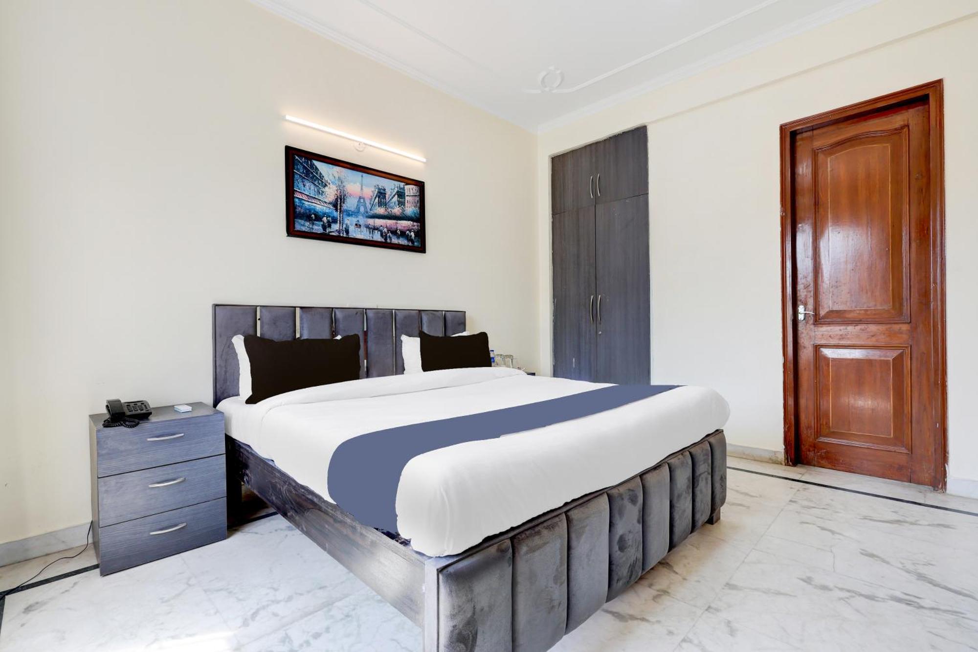 Apartment Tulip - 3bhk Golf Course Road, Near Hong Kong Market & Metro Mall