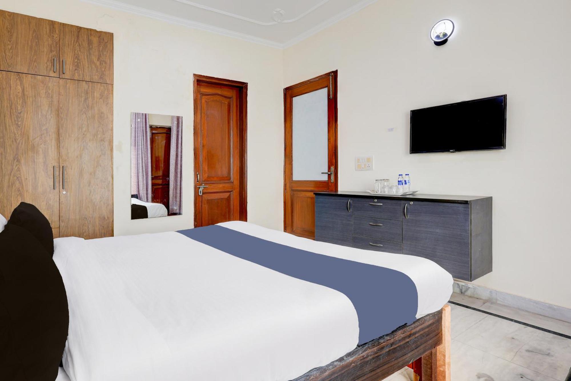 Apartment Tulip - 3bhk Golf Course Road, Near Hong Kong Market & Metro Mall Gurgaon