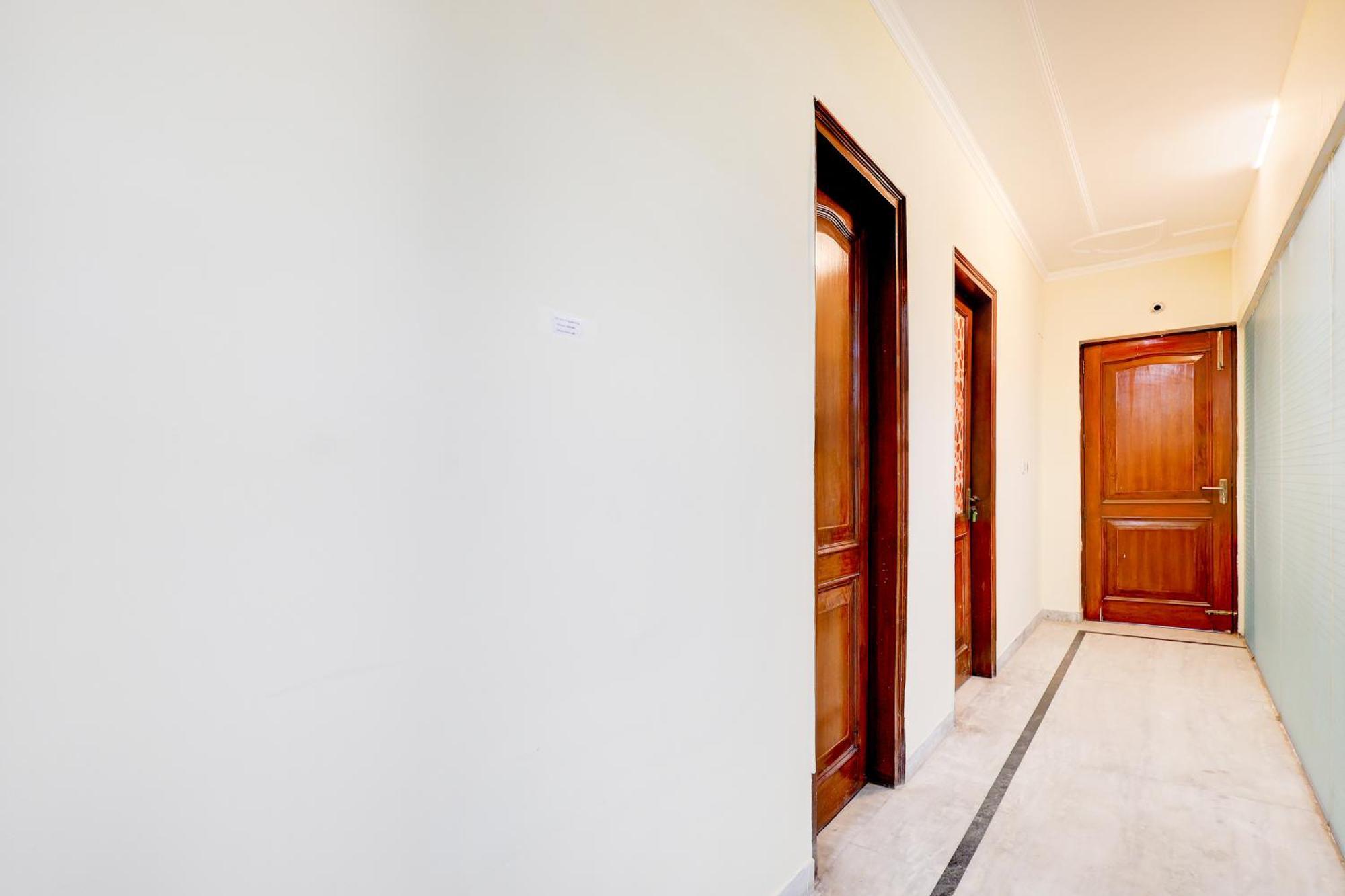 Apartment Tulip - 3bhk Golf Course Road, Near Hong Kong Market & Metro Mall Gurgaon