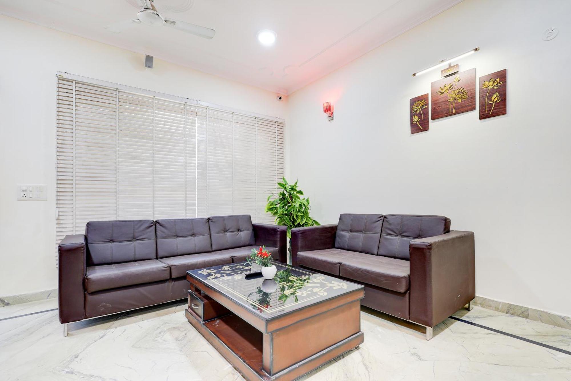 Tulip - 3bhk Golf Course Road, Near Hong Kong Market & Metro Mall