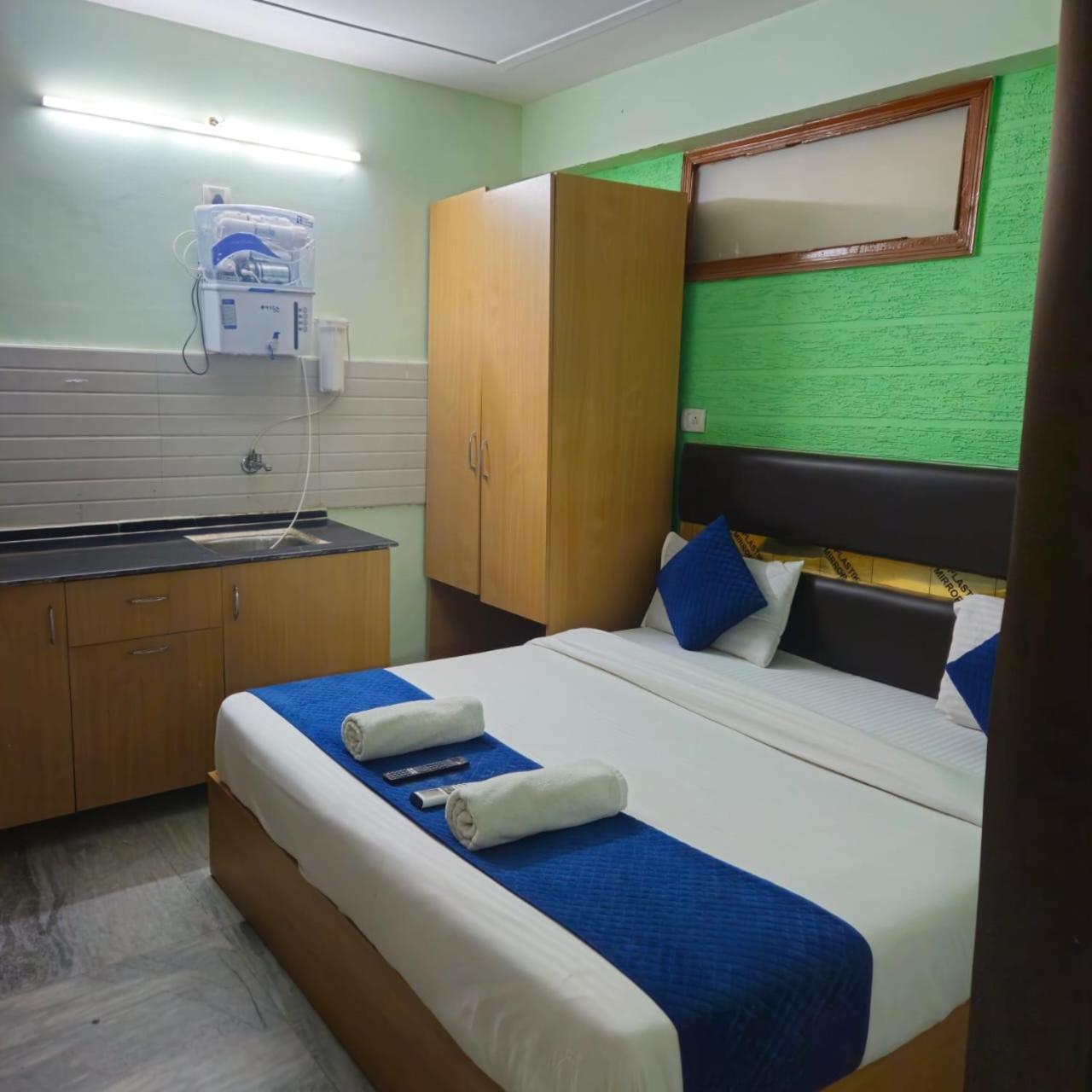 A-one Residency Hotel 3*