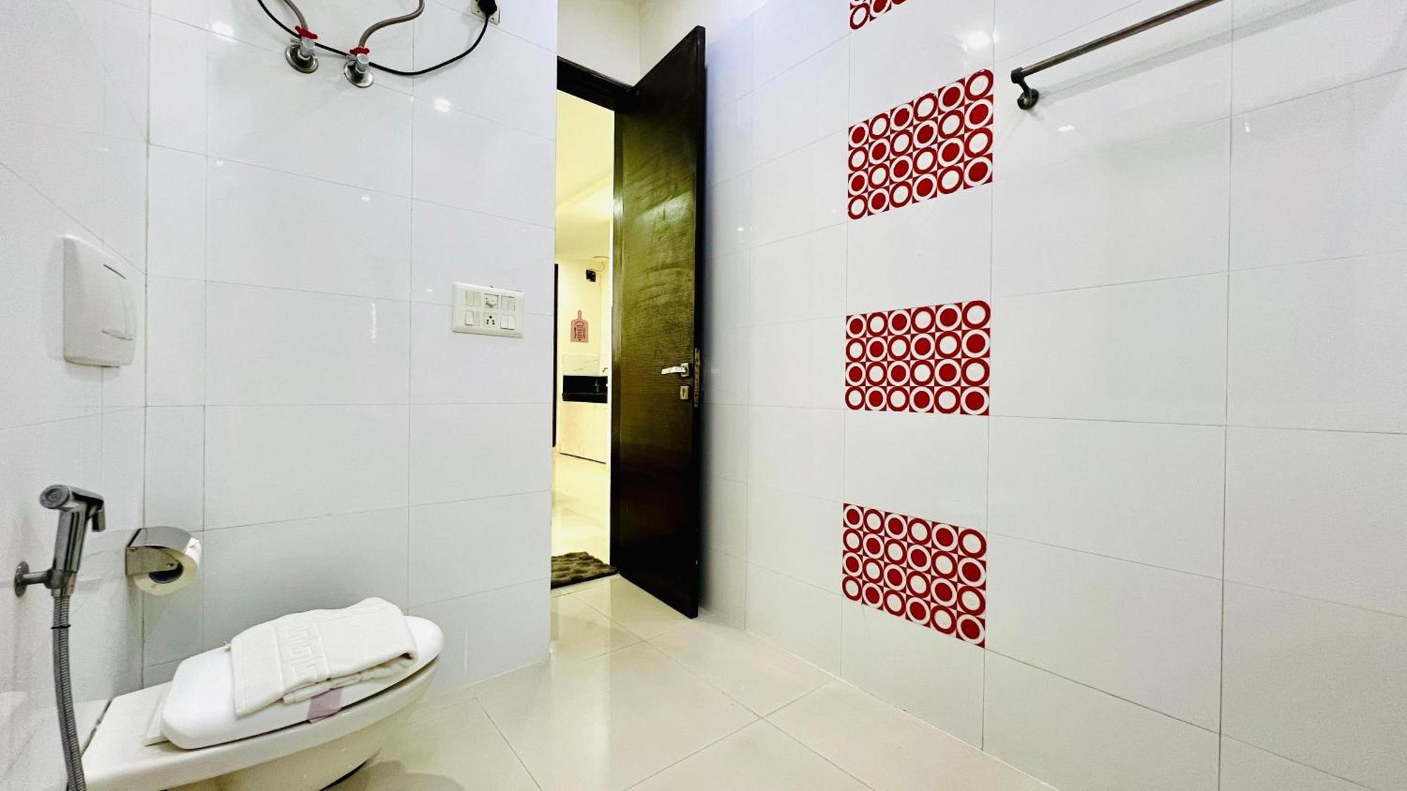 Apartment Bluo Penthouse - Dlf Cybercity, Bathtub Terrace Garden #staycation