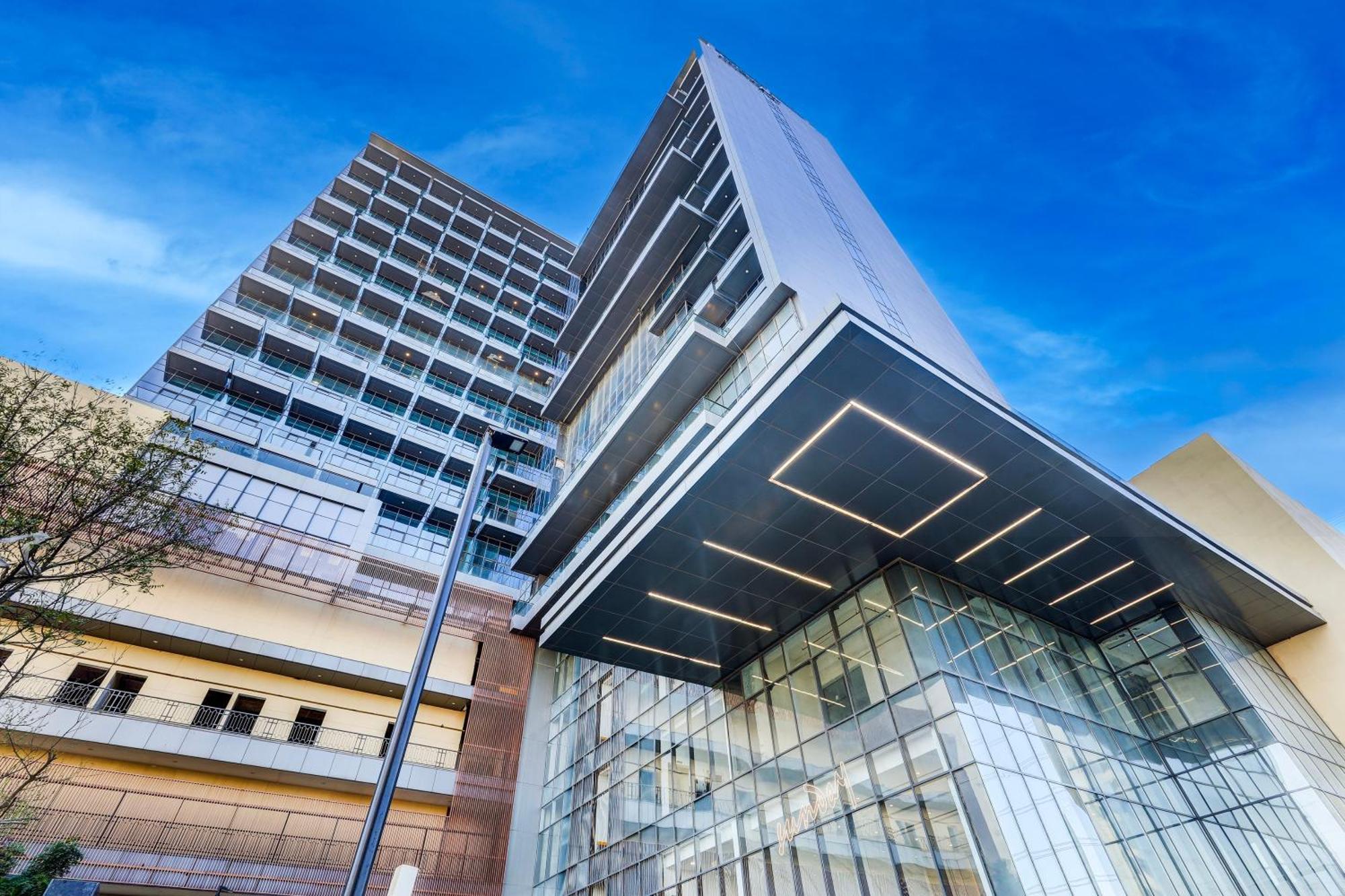 Hotel Sunday And Residences Gurgaon