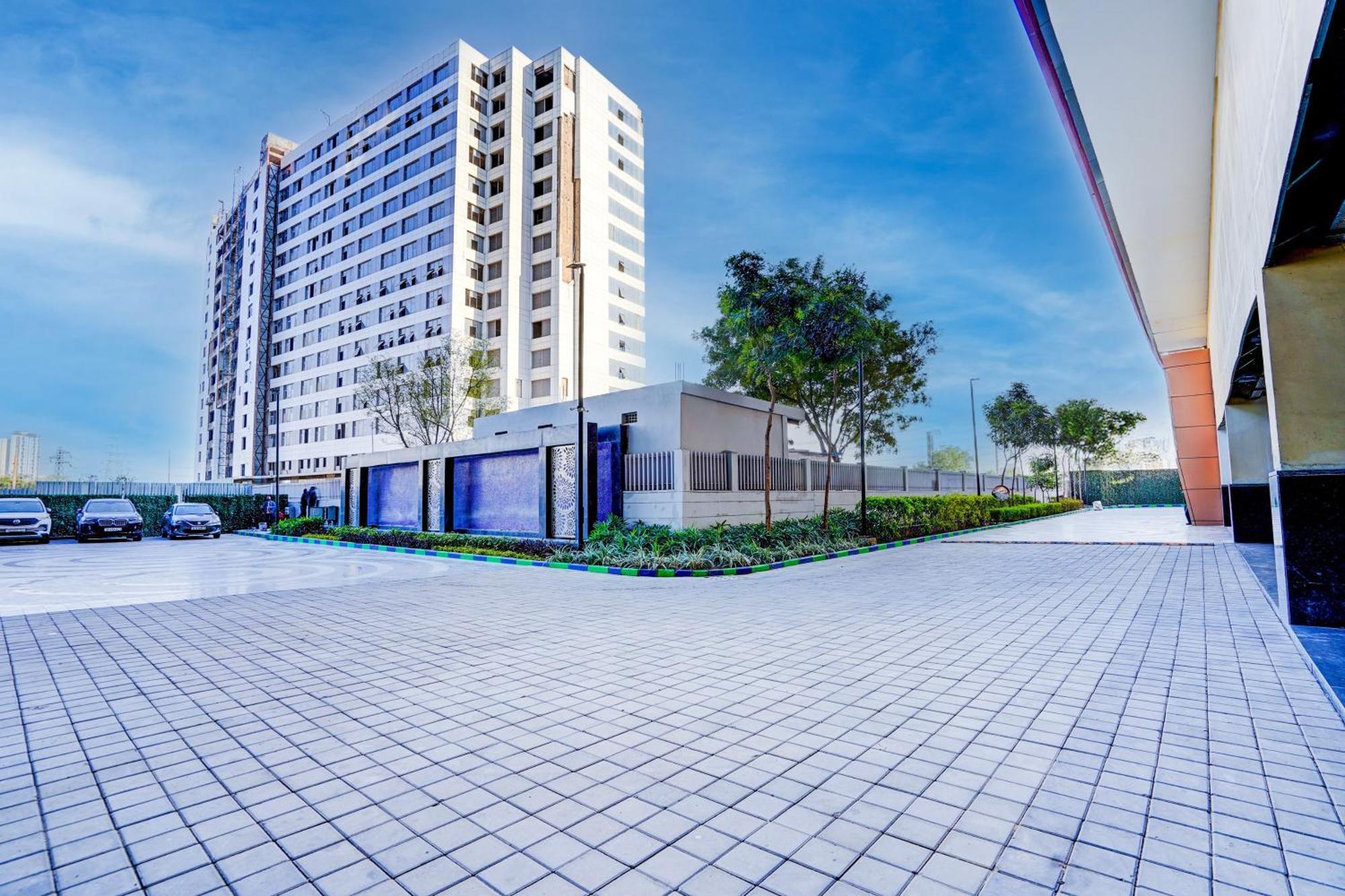 Sunday And Residences Hotel Gurgaon