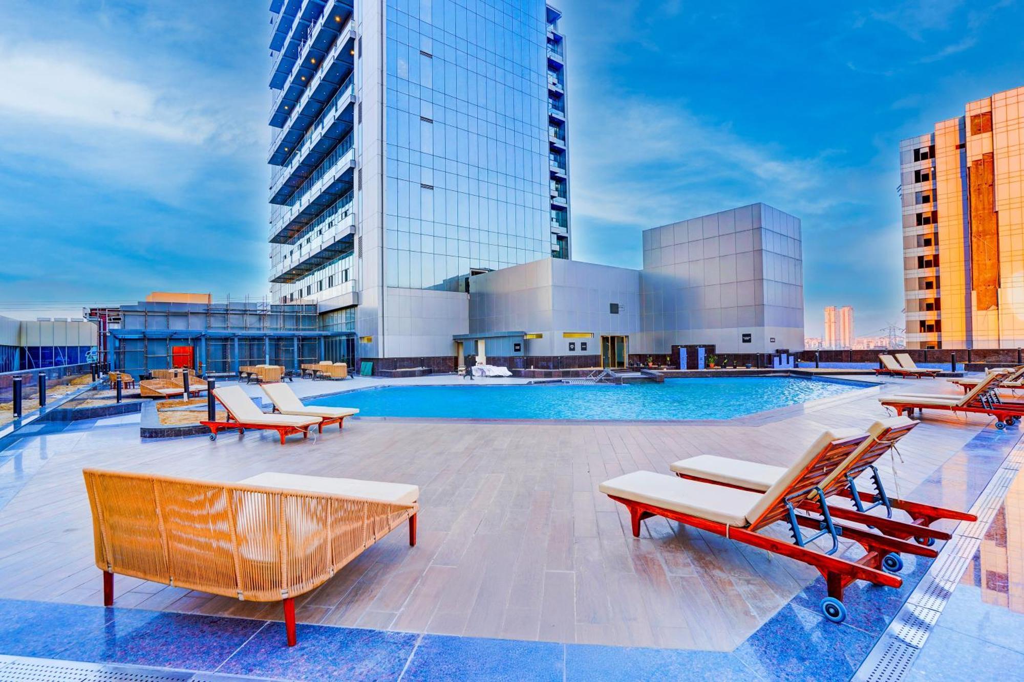 Sunday And Residences Hotel Gurgaon