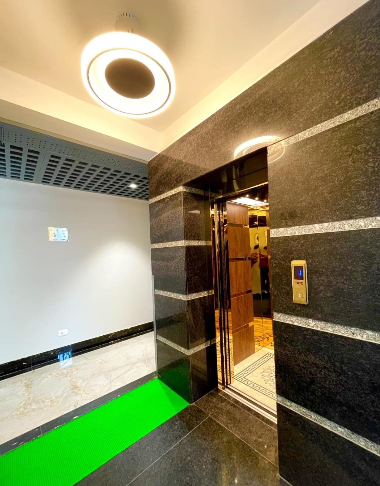 Hotel Executive Gurgaon