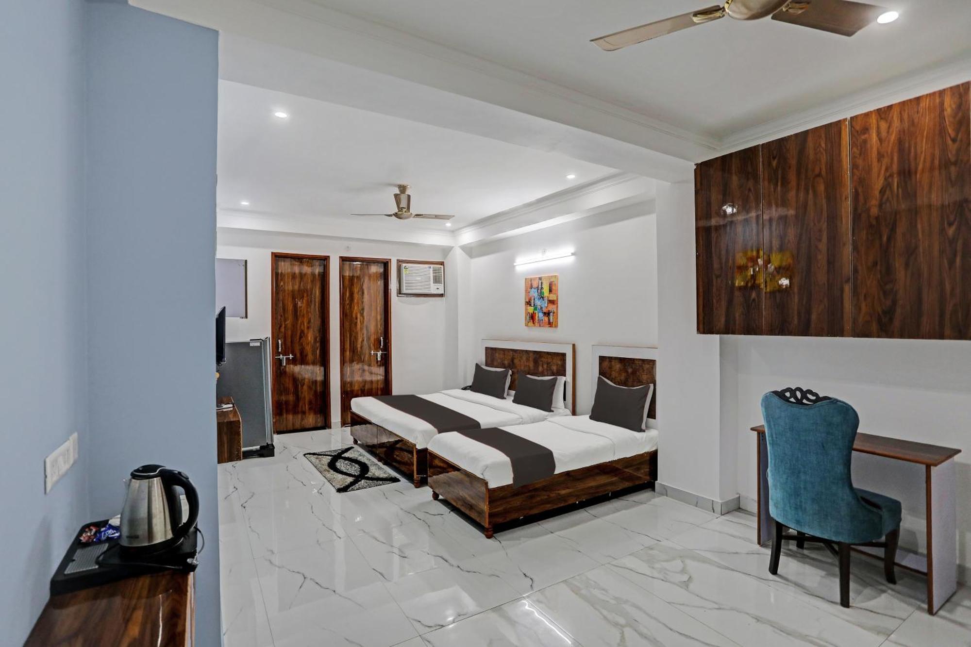 Collection O Kanchan Heritage Gurgaon