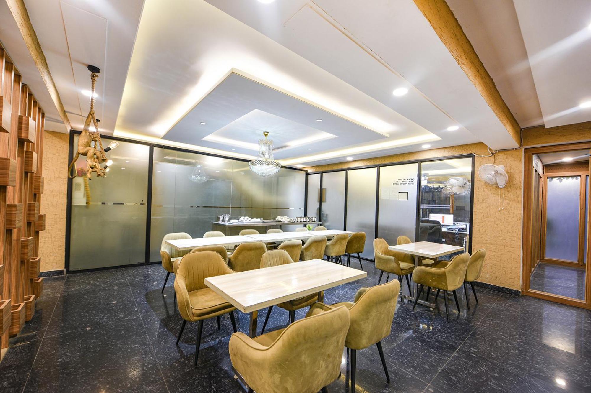 Fabhotel Dm 45 - Nr Millenium City Center Metro Gurgaon